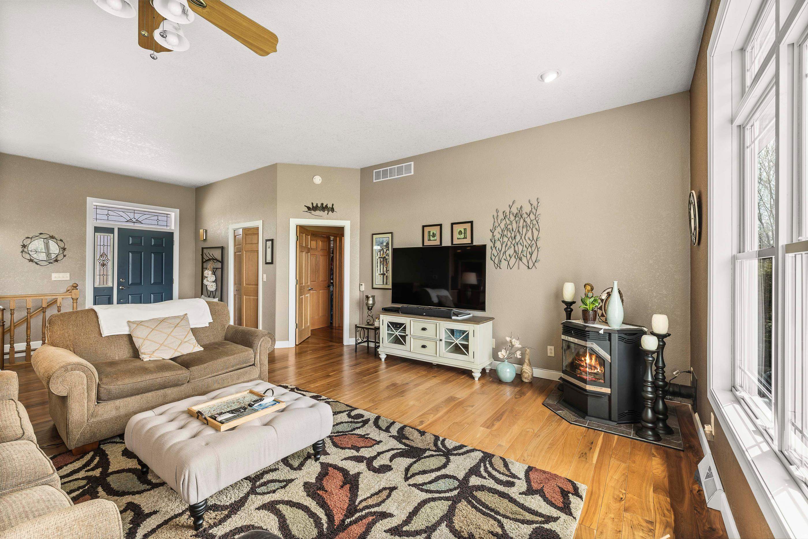 7965 ROLLING HILLS ROAD, Custer, Wisconsin 54423, 4 Bedrooms Bedrooms, ,3 BathroomsBathrooms,Residential,For Sale,7965 ROLLING HILLS ROAD,22501781