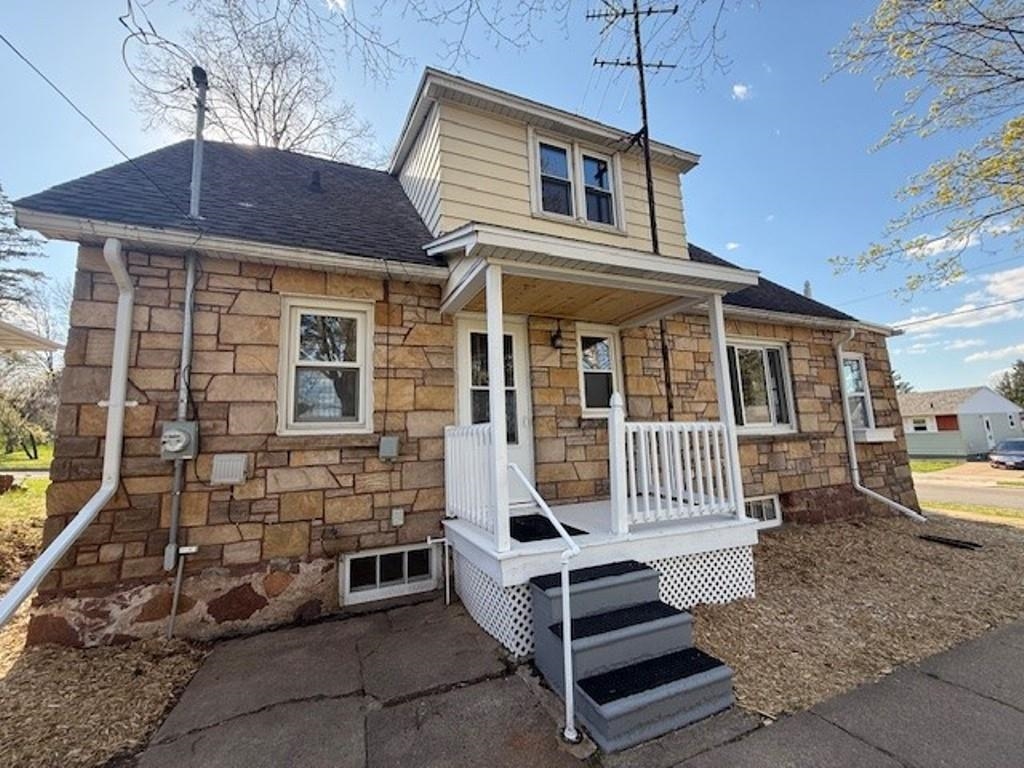 1015 CEDAR STREET, Wausau, Wisconsin 54401, 4 Bedrooms Bedrooms, ,1 BathroomBathrooms,Residential,For Sale,1015 CEDAR STREET,22501782