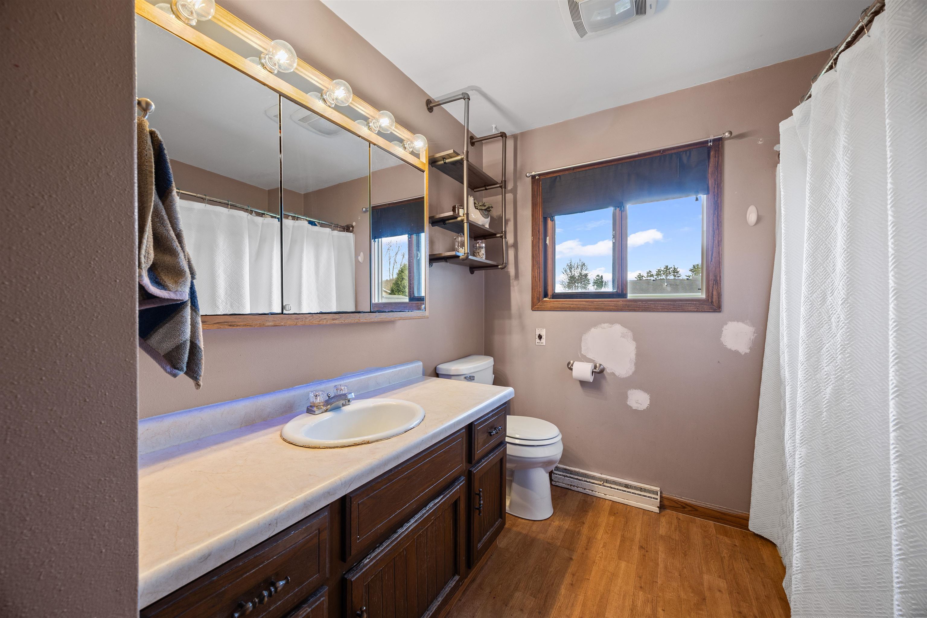 215 WAKE ISLAND DRIVE, Amherst, Wisconsin 54406, 3 Bedrooms Bedrooms, ,1 BathroomBathrooms,Residential,For Sale,215 WAKE ISLAND DRIVE,22501787