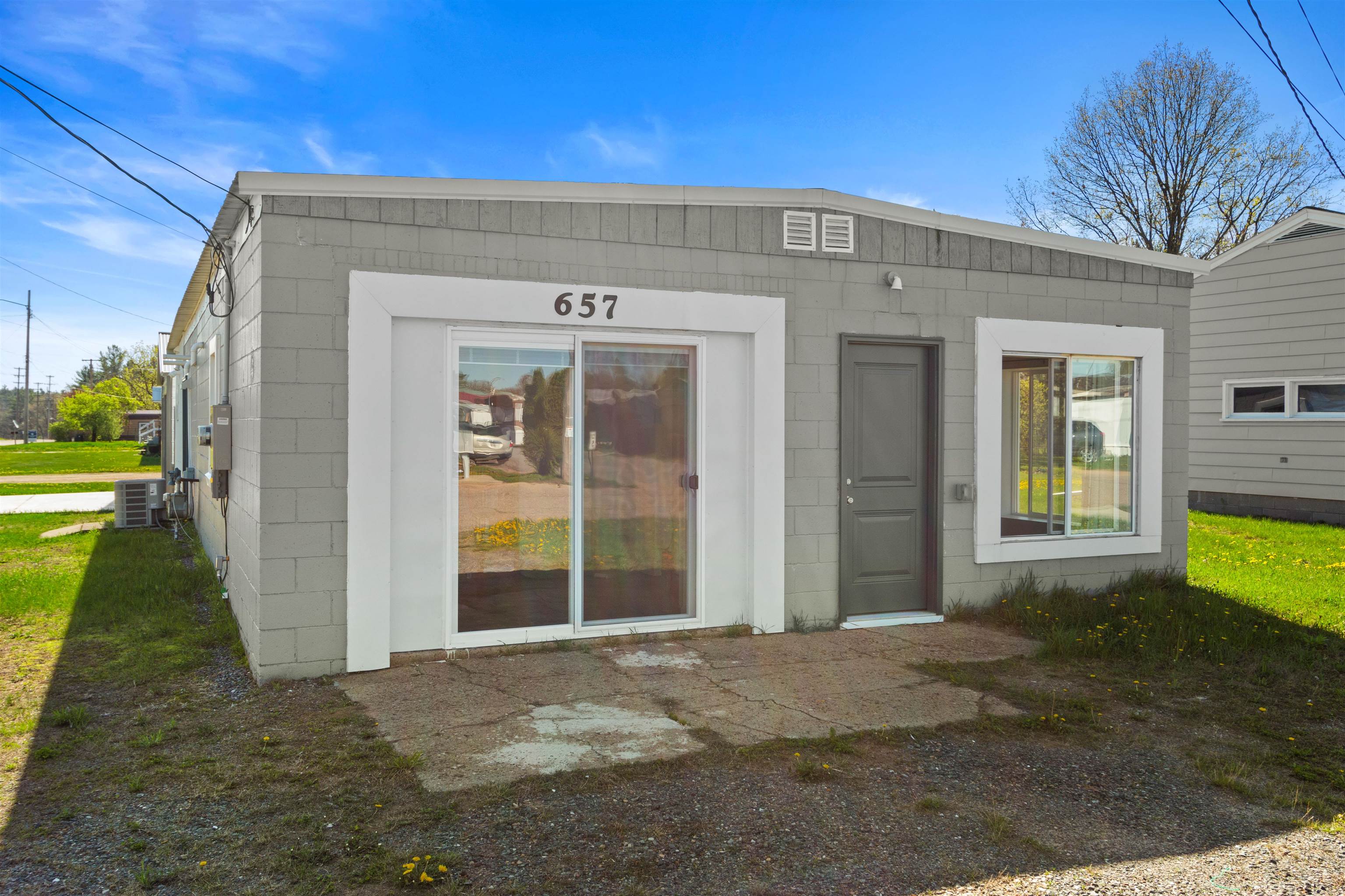 657 ELM STREET, Black River Falls, Wisconsin 54615, 3 Bedrooms Bedrooms, ,1 BathroomBathrooms,Residential,For Sale,657 ELM STREET,22501791