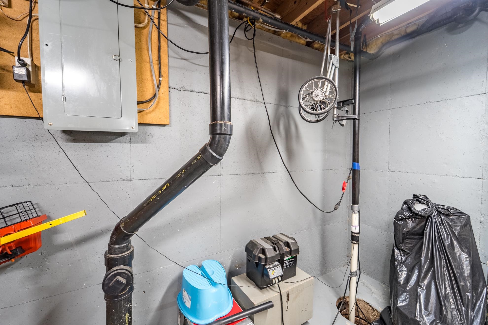 525 KREUTZER STREET, Athens, Wisconsin 54411, 4 Bedrooms Bedrooms, ,1 BathroomBathrooms,Residential,For Sale,525 KREUTZER STREET,22501795