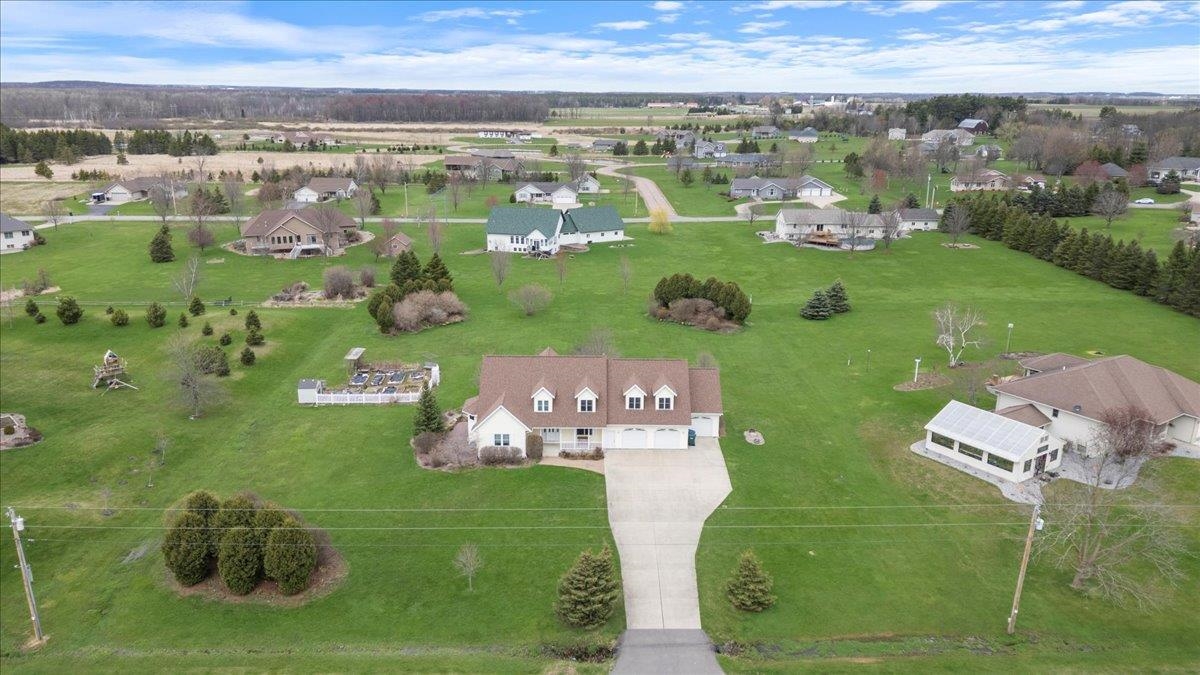 112104 WINTERBERRY CIRCLE, Marshfield, Wisconsin 54449, 5 Bedrooms Bedrooms, ,4 BathroomsBathrooms,Residential,For Sale,112104 WINTERBERRY CIRCLE,22501820