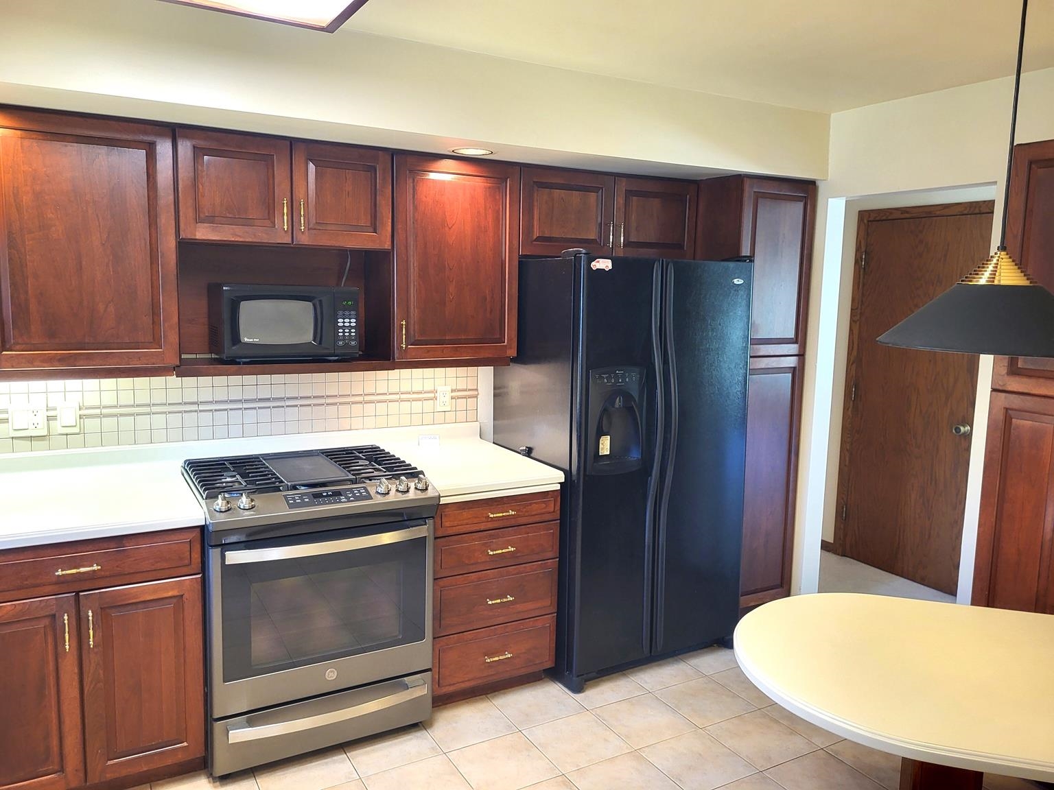 411 N ADAMS AVENUE, Marshfield, Wisconsin 54449, 3 Bedrooms Bedrooms, ,2 BathroomsBathrooms,Residential,For Sale,411 N ADAMS AVENUE,22501832