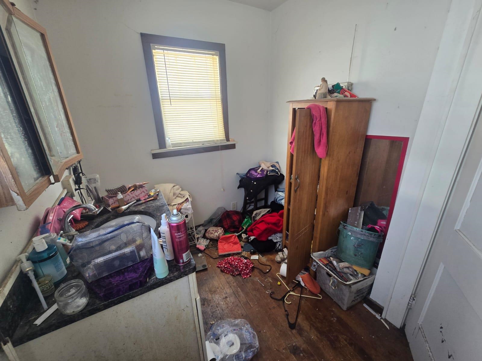 1229 S 6TH AVENUE, Wausau, Wisconsin 54401, 1 Bedroom Bedrooms, ,1 BathroomBathrooms,Residential,For Sale,1229 S 6TH AVENUE,22501843