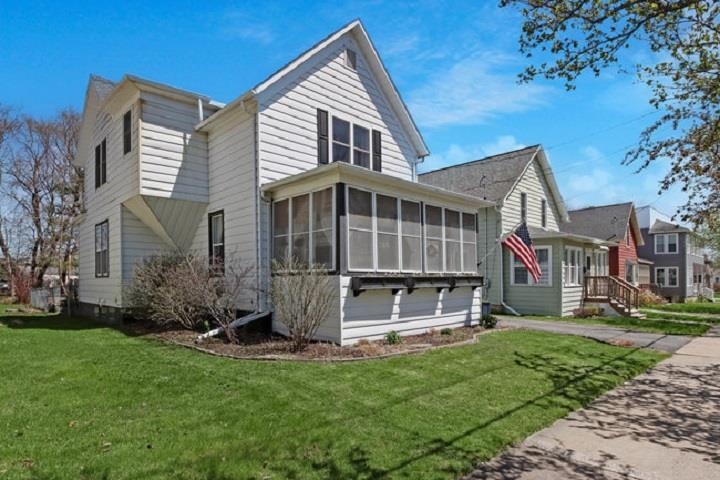 507 W 5TH STREET, Marshfield, Wisconsin 54449, 3 Bedrooms Bedrooms, ,1 BathroomBathrooms,Residential,For Sale,507 W 5TH STREET,22501847