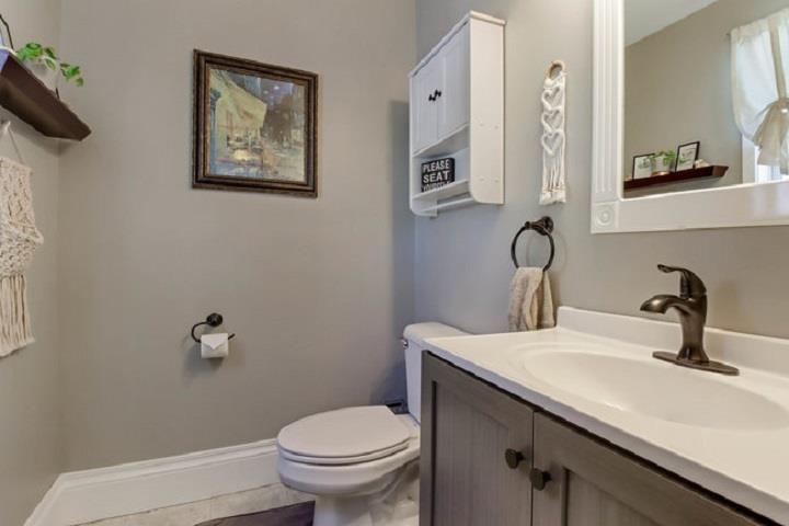 507 W 5TH STREET, Marshfield, Wisconsin 54449, 3 Bedrooms Bedrooms, ,1 BathroomBathrooms,Residential,For Sale,507 W 5TH STREET,22501847