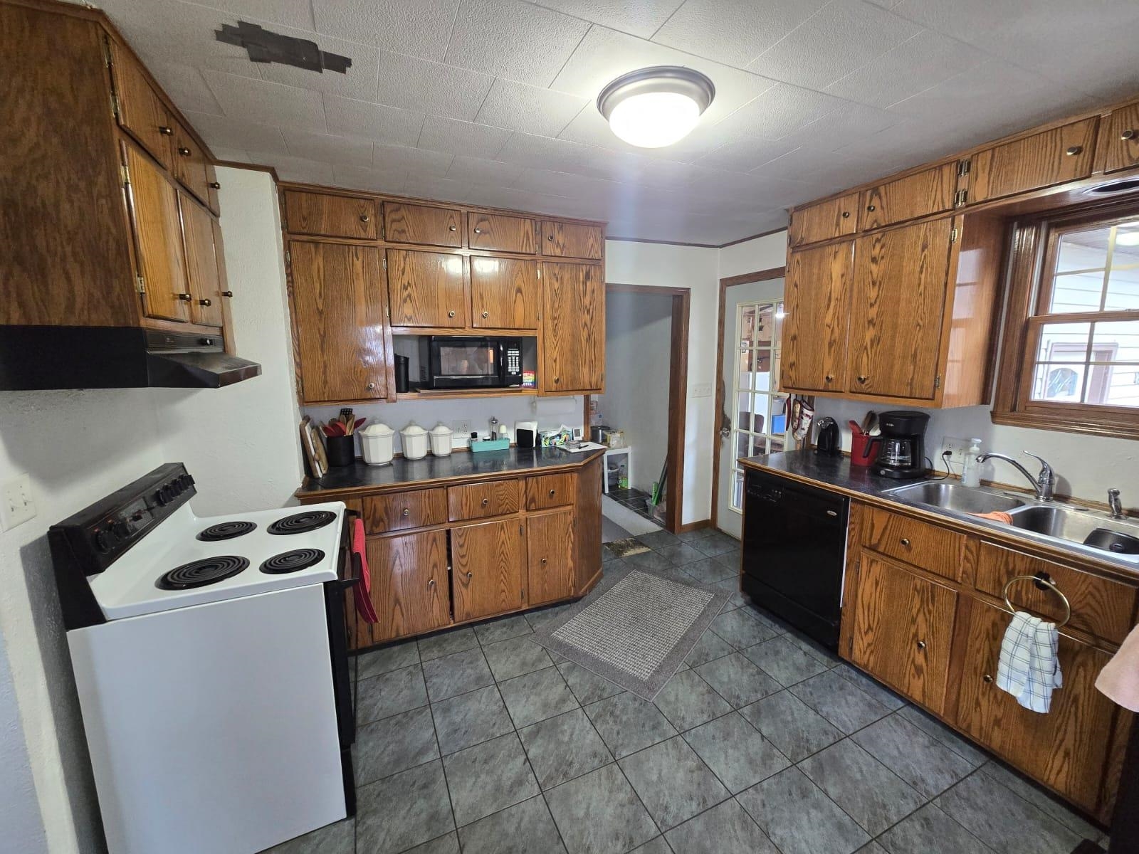 422 LOTUS STREET, Mosinee, Wisconsin 54455, 2 Bedrooms Bedrooms, ,1 BathroomBathrooms,Residential,For Sale,422 LOTUS STREET,22501850