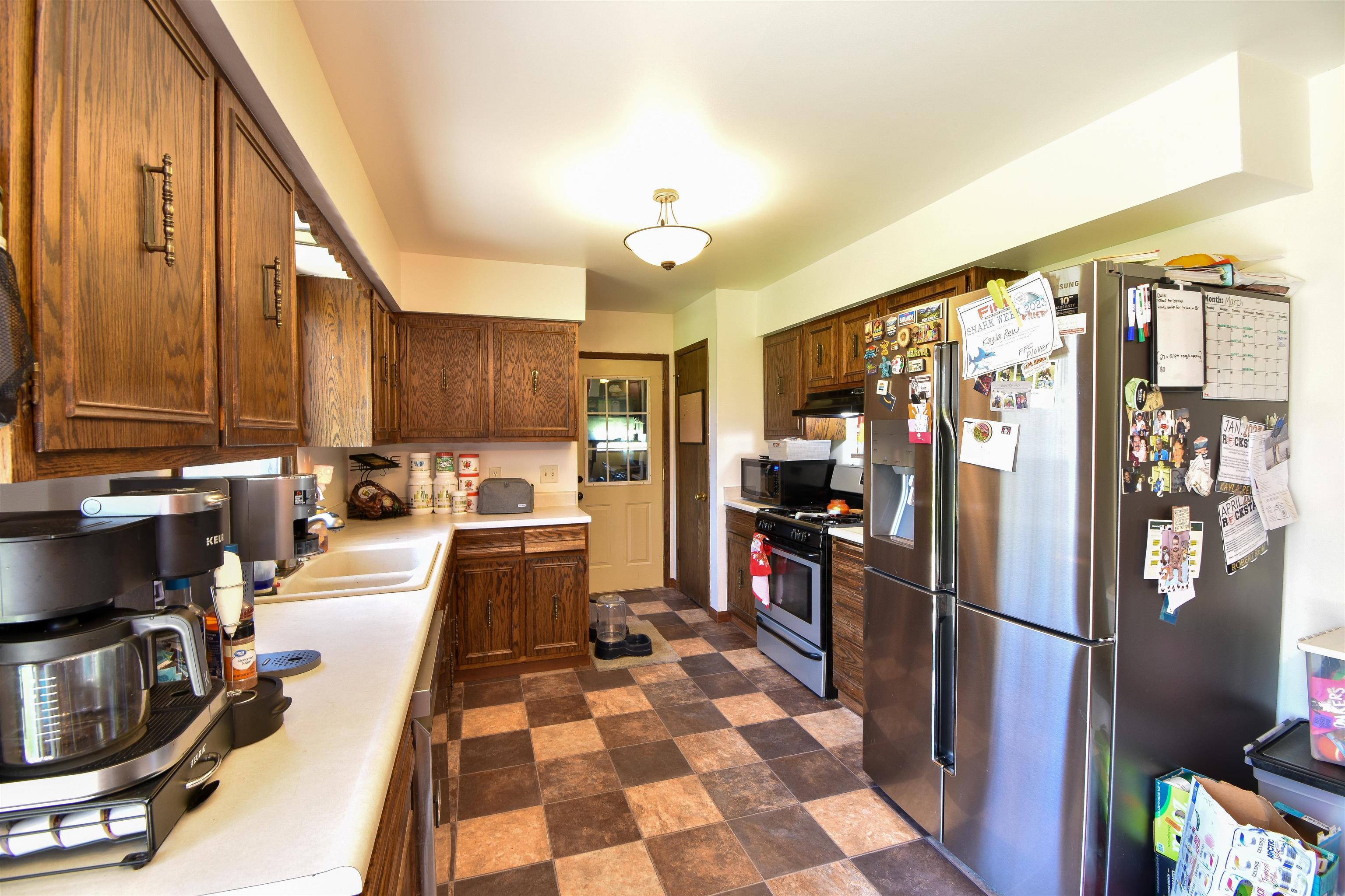 1020 LAKEWOOD LANE, Wisconsin Rapids, Wisconsin 54494, 3 Bedrooms Bedrooms, ,1 BathroomBathrooms,Residential,For Sale,1020 LAKEWOOD LANE,22501857