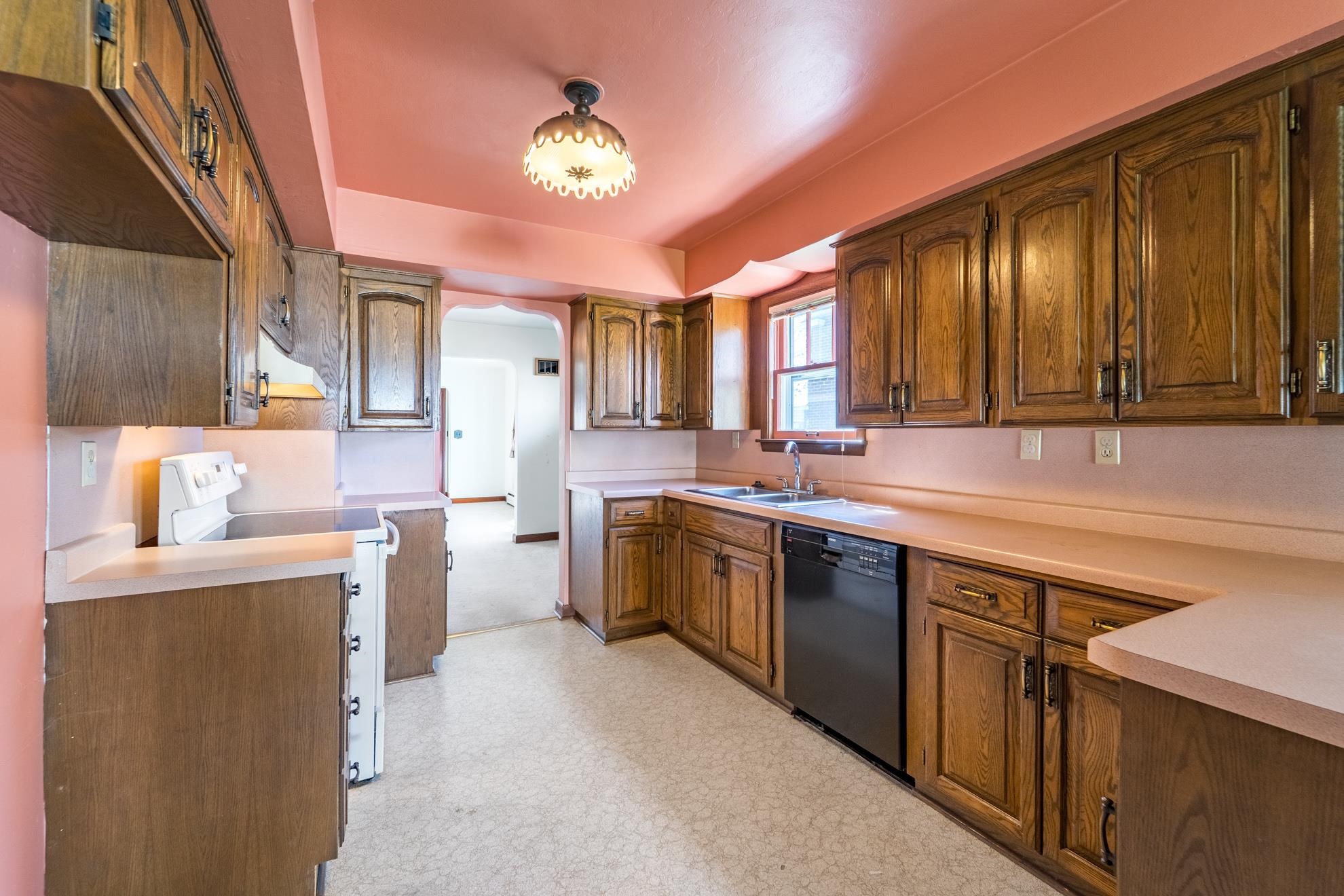 506 N 1ST AVENUE, Wausau, Wisconsin 54401, 3 Bedrooms Bedrooms, ,2 BathroomsBathrooms,Residential,For Sale,506 N 1ST AVENUE,22501865
