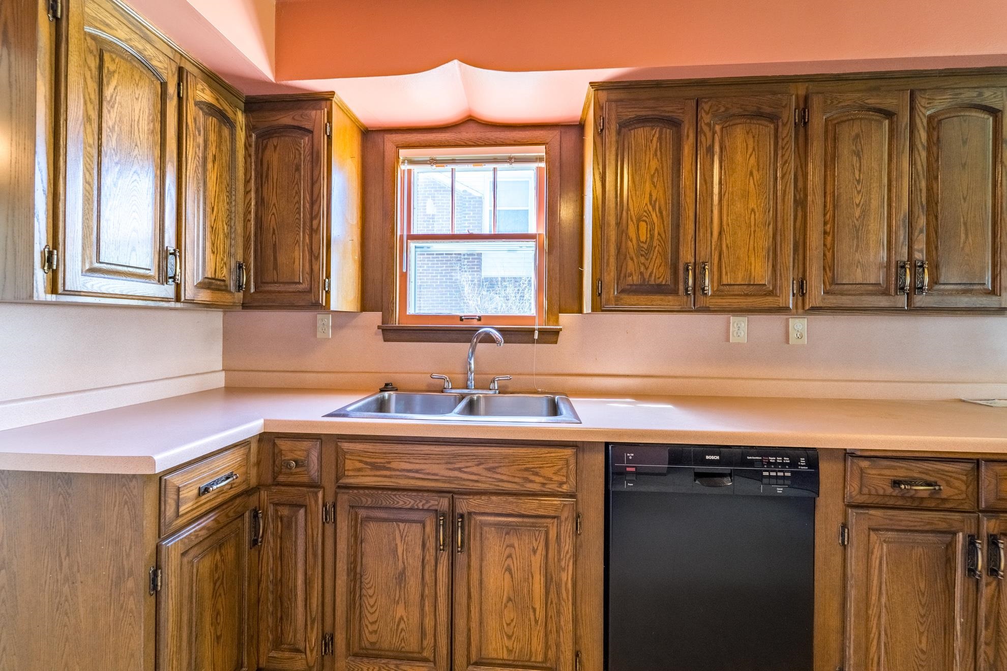 506 N 1ST AVENUE, Wausau, Wisconsin 54401, 3 Bedrooms Bedrooms, ,2 BathroomsBathrooms,Residential,For Sale,506 N 1ST AVENUE,22501865