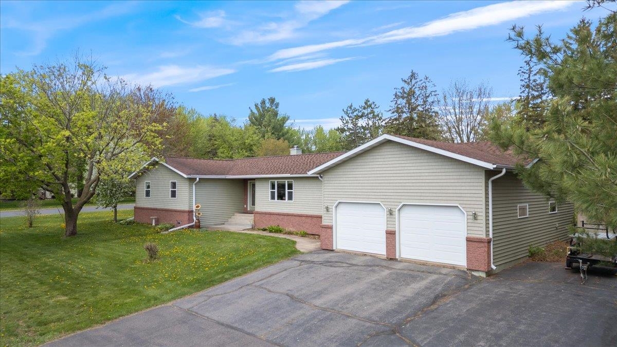 602 W CAROL STREET, Colby, Wisconsin 54421, 3 Bedrooms Bedrooms, ,2 BathroomsBathrooms,Residential,For Sale,602 W CAROL STREET,22501890