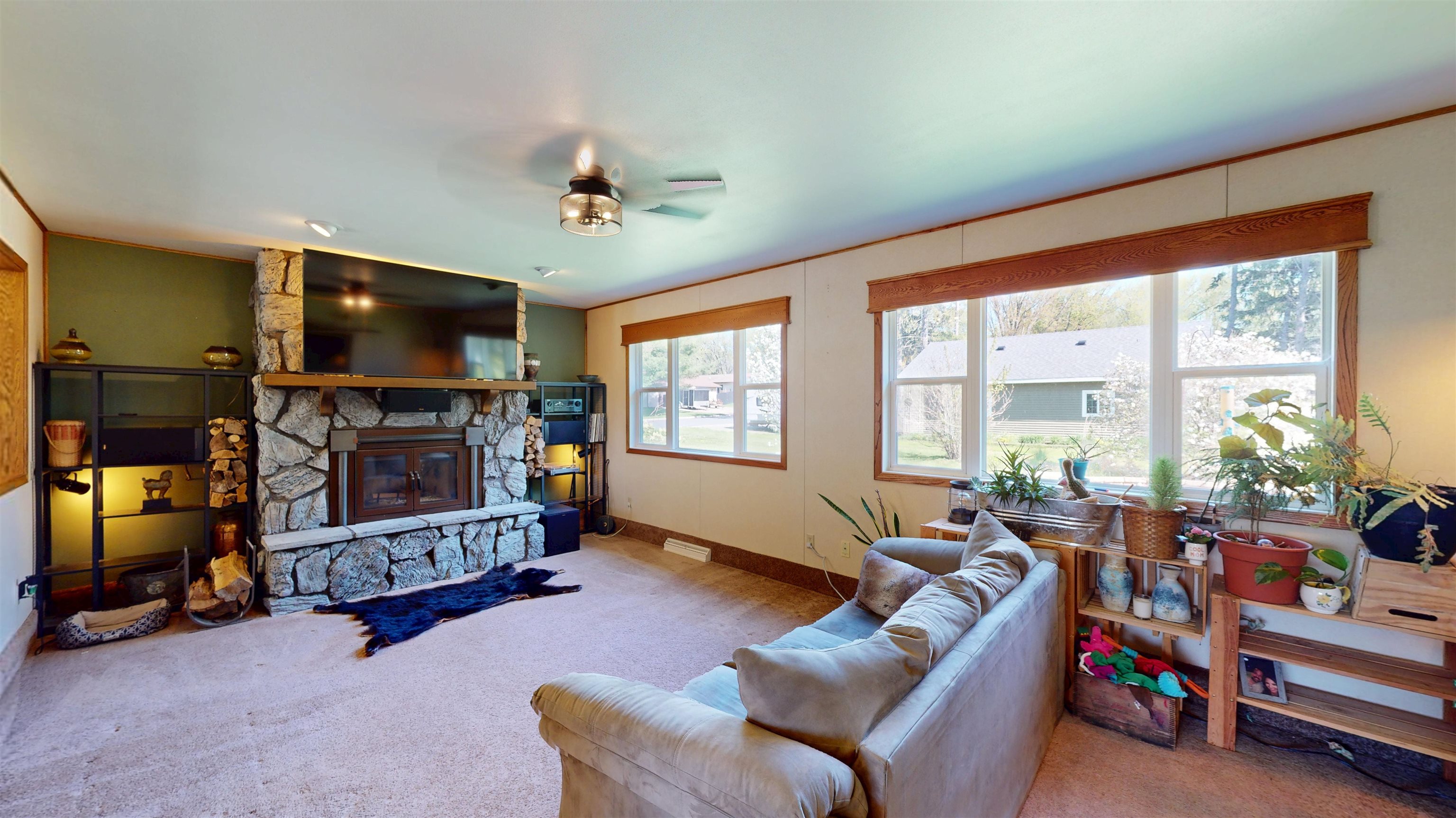 602 W CAROL STREET, Colby, Wisconsin 54421, 3 Bedrooms Bedrooms, ,2 BathroomsBathrooms,Residential,For Sale,602 W CAROL STREET,22501890