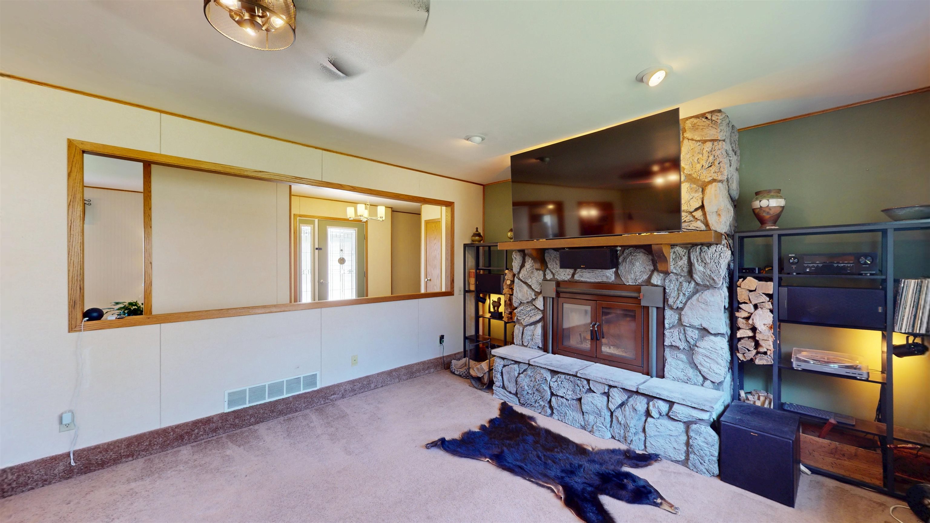 602 W CAROL STREET, Colby, Wisconsin 54421, 3 Bedrooms Bedrooms, ,2 BathroomsBathrooms,Residential,For Sale,602 W CAROL STREET,22501890