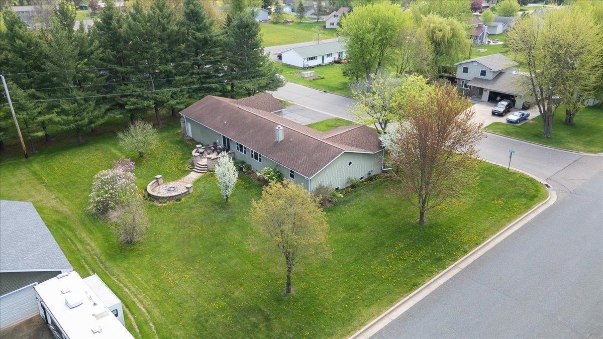 602 W CAROL STREET, Colby, Wisconsin 54421, 3 Bedrooms Bedrooms, ,2 BathroomsBathrooms,Residential,For Sale,602 W CAROL STREET,22501890
