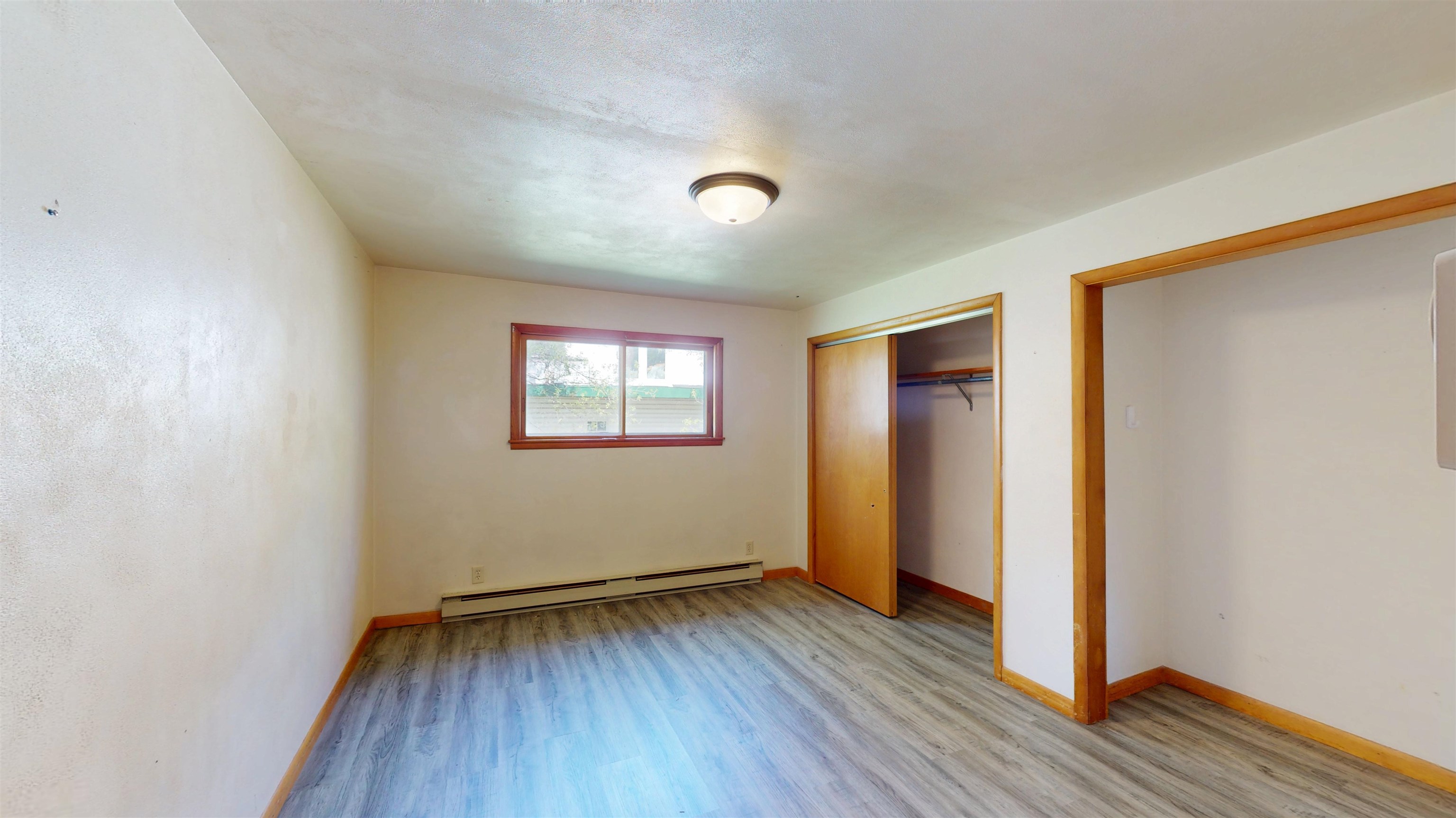 212 E 5TH STREET, Marshfield, Wisconsin 54449, 3 Bedrooms Bedrooms, 7 Rooms Rooms,1 BathroomBathrooms,Multi-family,For Sale,212 E 5TH STREET,22501893