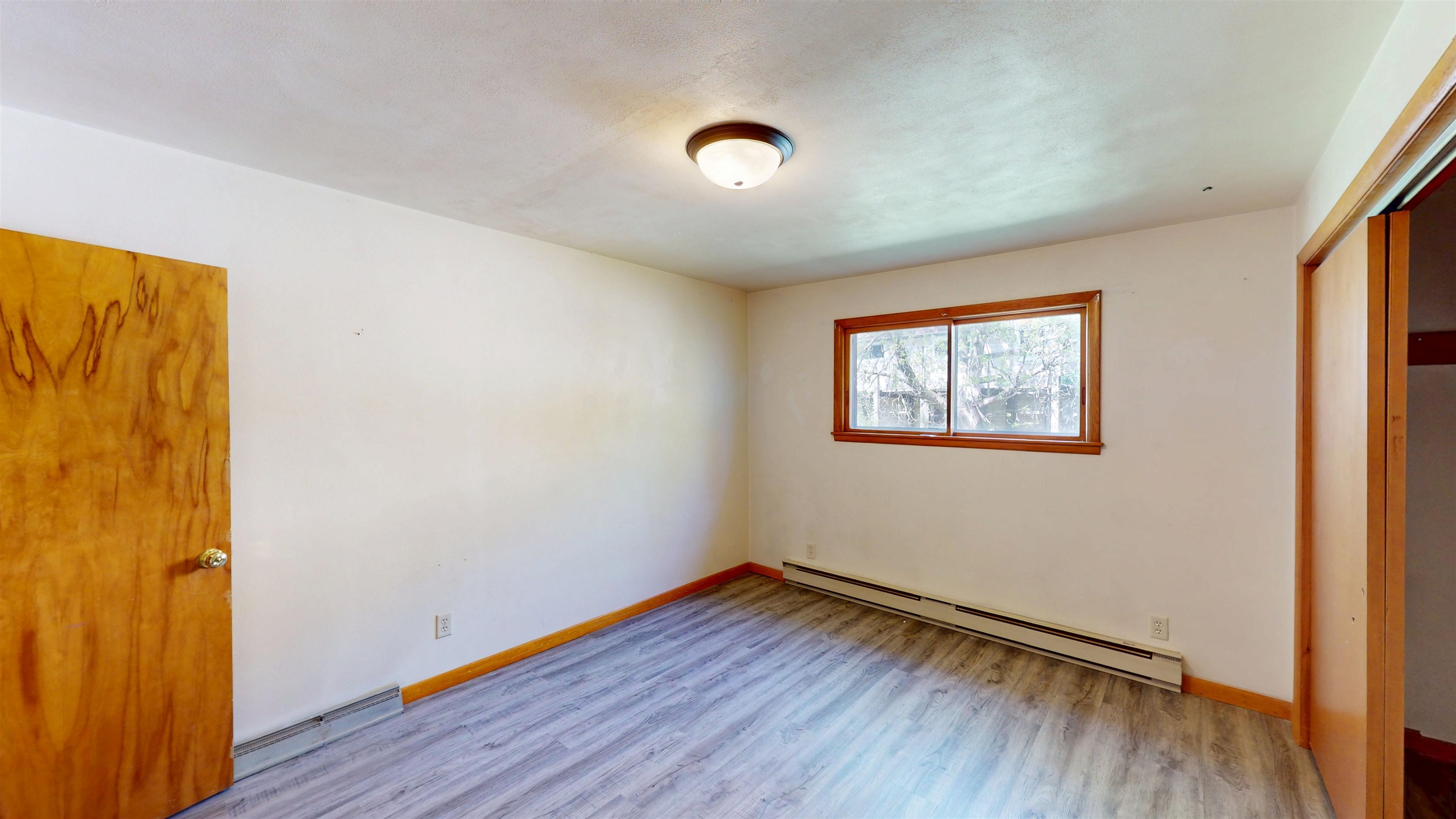 212 E 5TH STREET, Marshfield, Wisconsin 54449, 3 Bedrooms Bedrooms, 7 Rooms Rooms,1 BathroomBathrooms,Multi-family,For Sale,212 E 5TH STREET,22501893