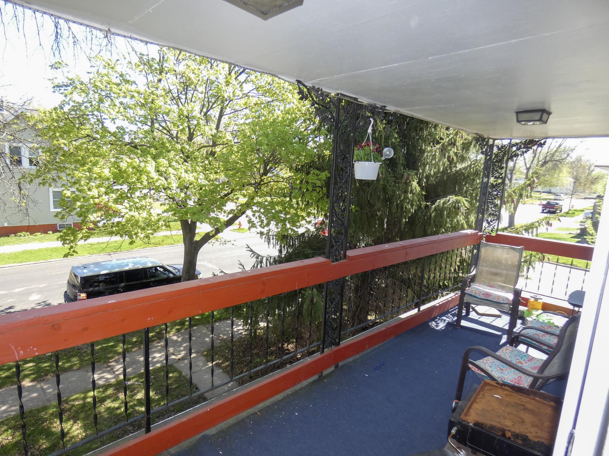 212 E 5TH STREET, Marshfield, Wisconsin 54449, 3 Bedrooms Bedrooms, 7 Rooms Rooms,1 BathroomBathrooms,Multi-family,For Sale,212 E 5TH STREET,22501893