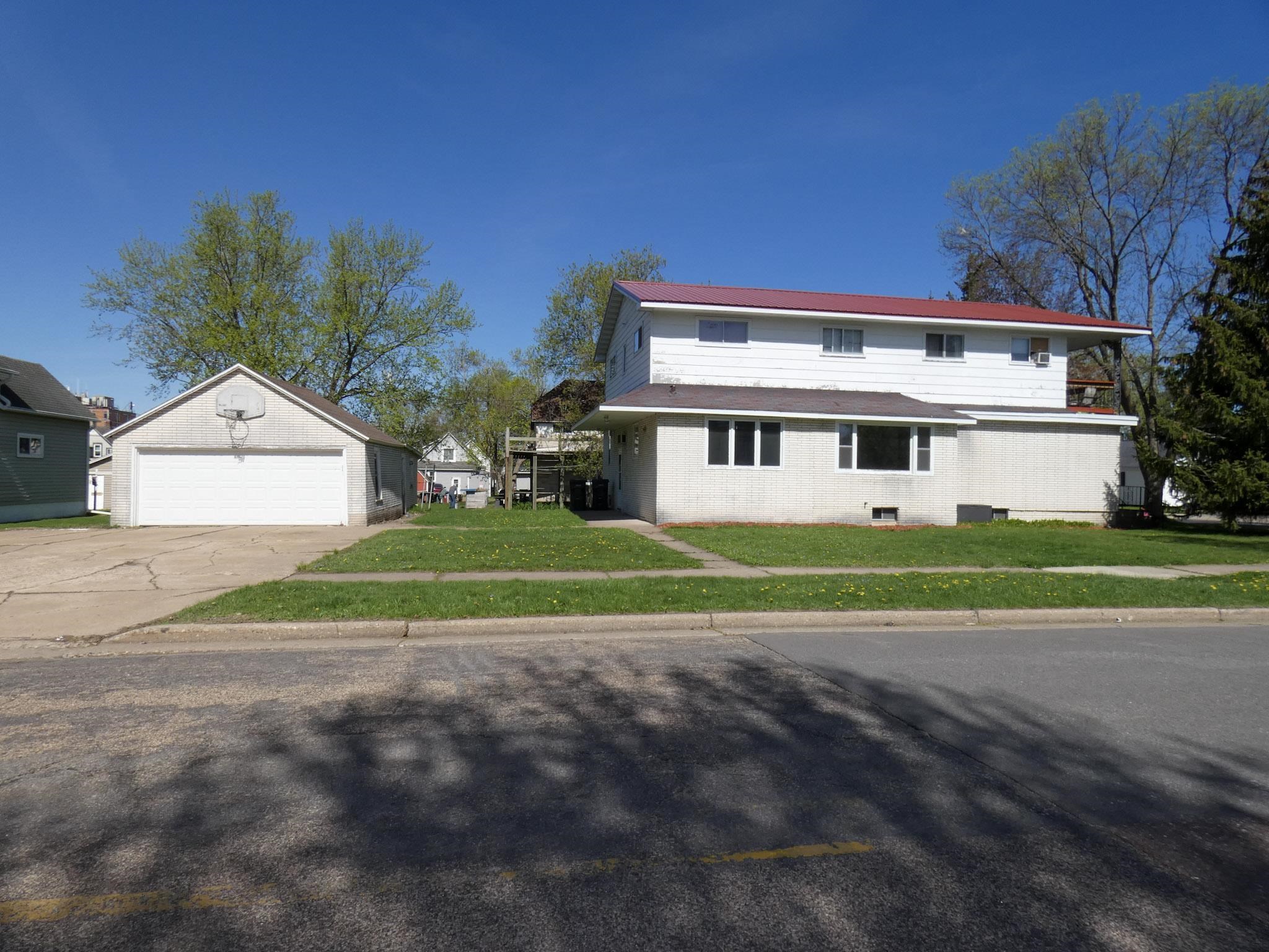 212 E 5TH STREET, Marshfield, Wisconsin 54449, 3 Bedrooms Bedrooms, 7 Rooms Rooms,1 BathroomBathrooms,Multi-family,For Sale,212 E 5TH STREET,22501893