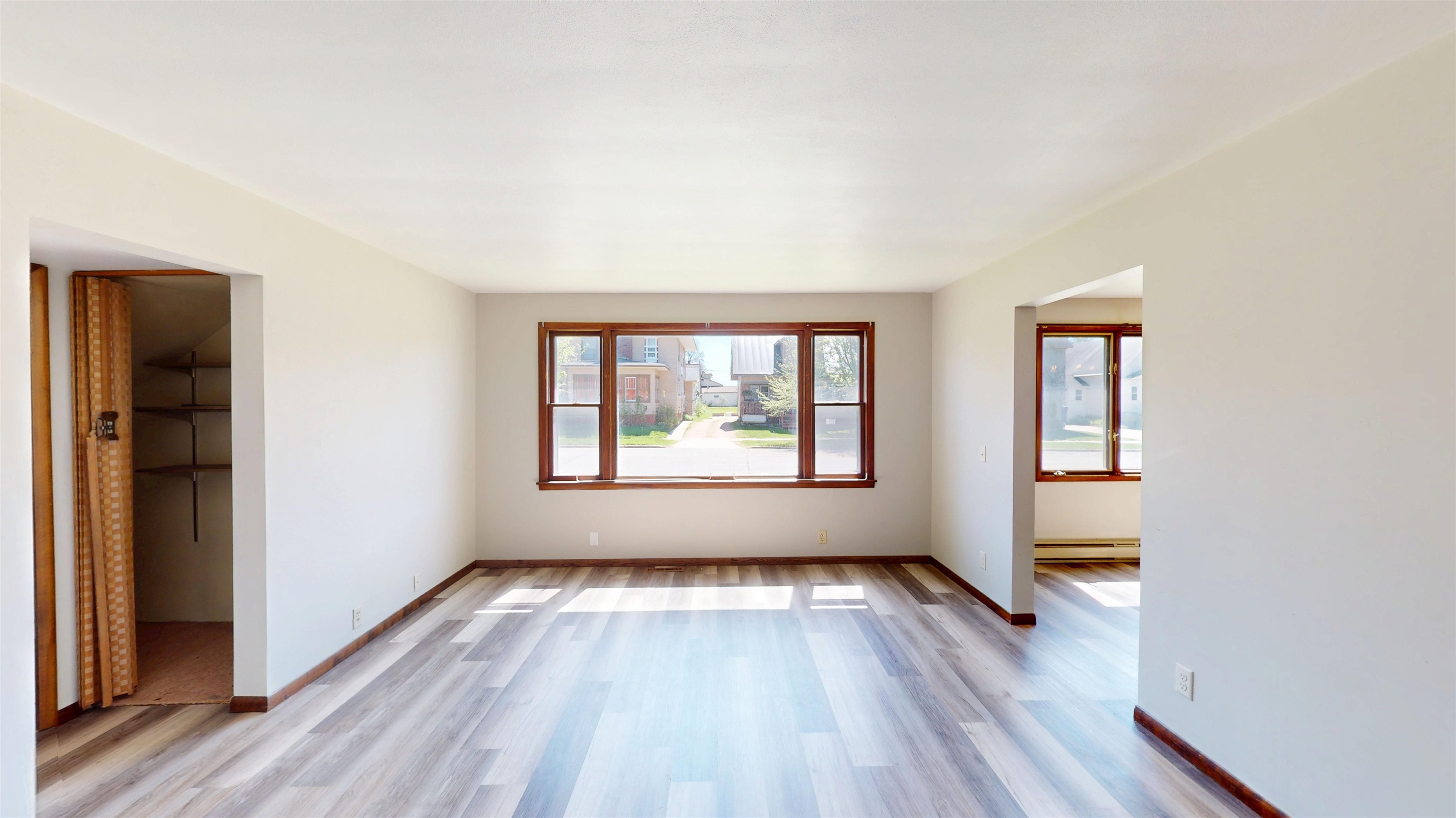 212 E 5TH STREET, Marshfield, Wisconsin 54449, 3 Bedrooms Bedrooms, 7 Rooms Rooms,1 BathroomBathrooms,Multi-family,For Sale,212 E 5TH STREET,22501893