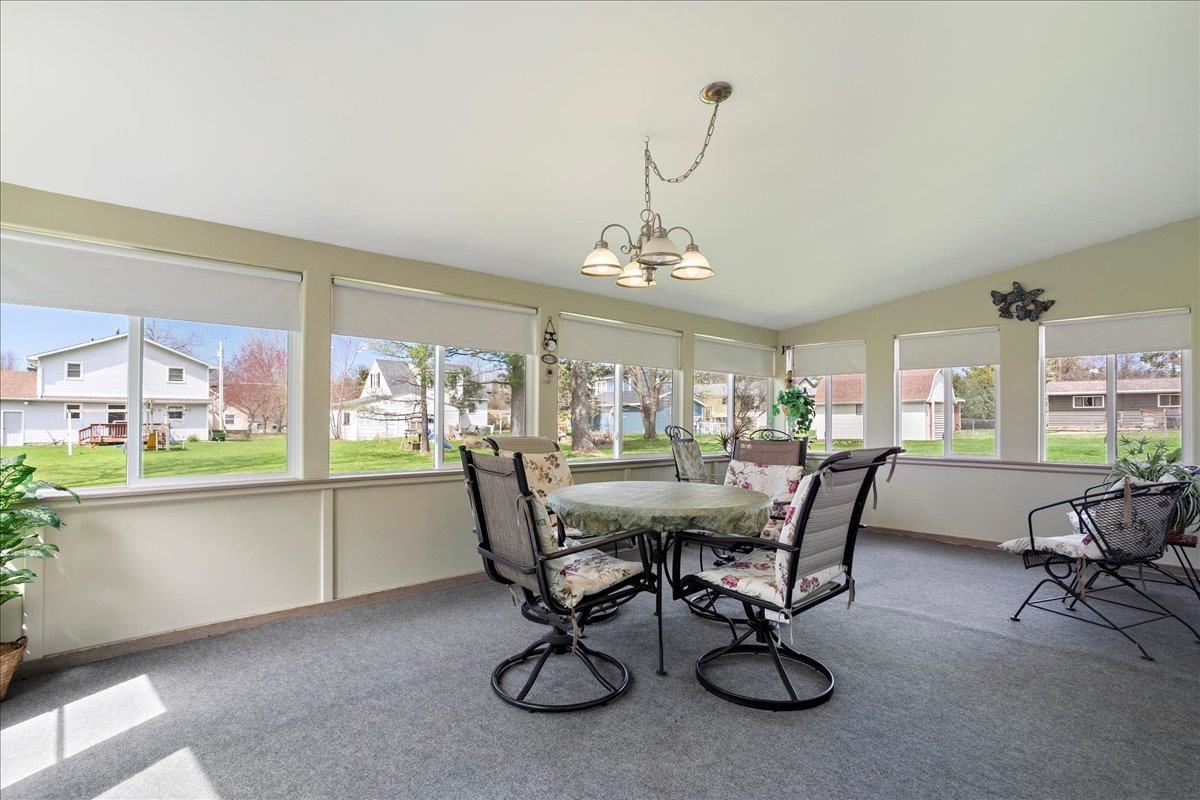 1408 S HEMLOCK AVENUE, Marshfield, Wisconsin 54449, 4 Bedrooms Bedrooms, ,2 BathroomsBathrooms,Residential,For Sale,1408 S HEMLOCK AVENUE,22501894