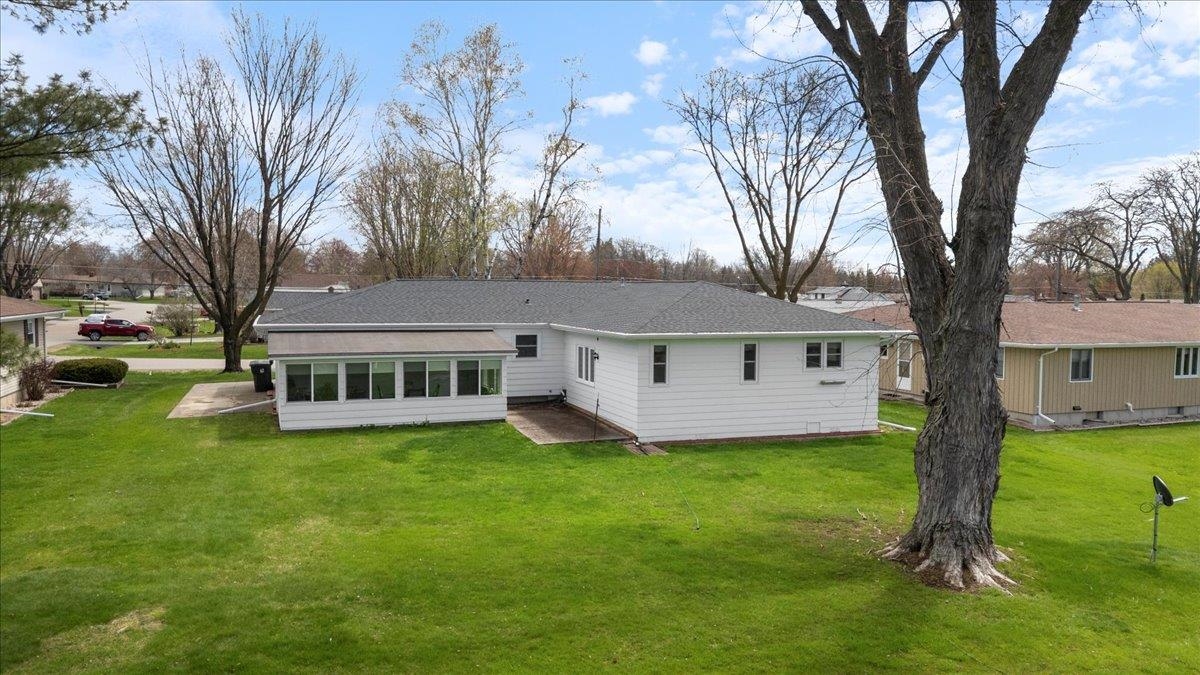 1408 S HEMLOCK AVENUE, Marshfield, Wisconsin 54449, 4 Bedrooms Bedrooms, ,2 BathroomsBathrooms,Residential,For Sale,1408 S HEMLOCK AVENUE,22501894