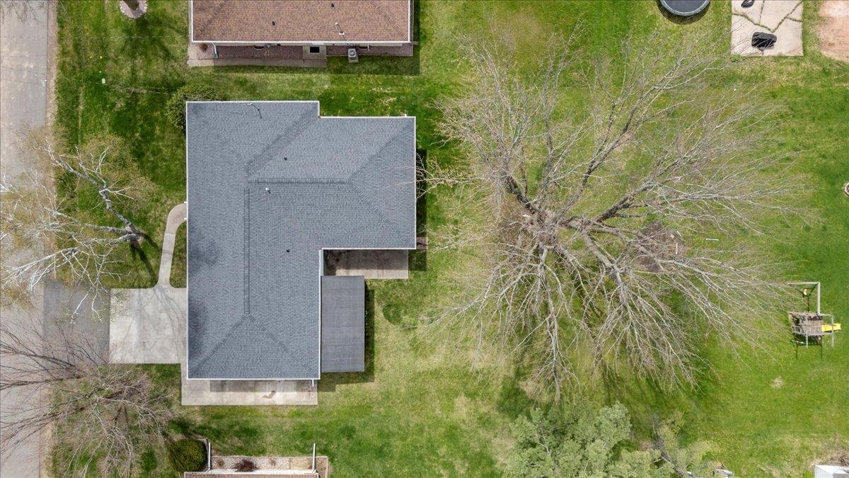 1408 S HEMLOCK AVENUE, Marshfield, Wisconsin 54449, 4 Bedrooms Bedrooms, ,2 BathroomsBathrooms,Residential,For Sale,1408 S HEMLOCK AVENUE,22501894