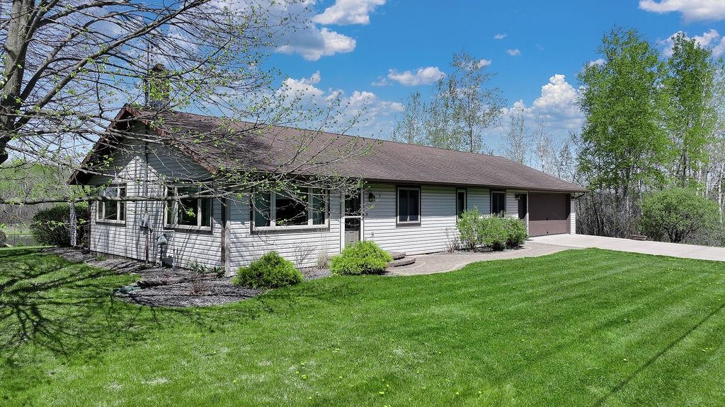 11867 LINCOLN AVENUE, Marshfield, Wisconsin 54449, 3 Bedrooms Bedrooms, ,3 BathroomsBathrooms,Residential,For Sale,11867 LINCOLN AVENUE,22501922