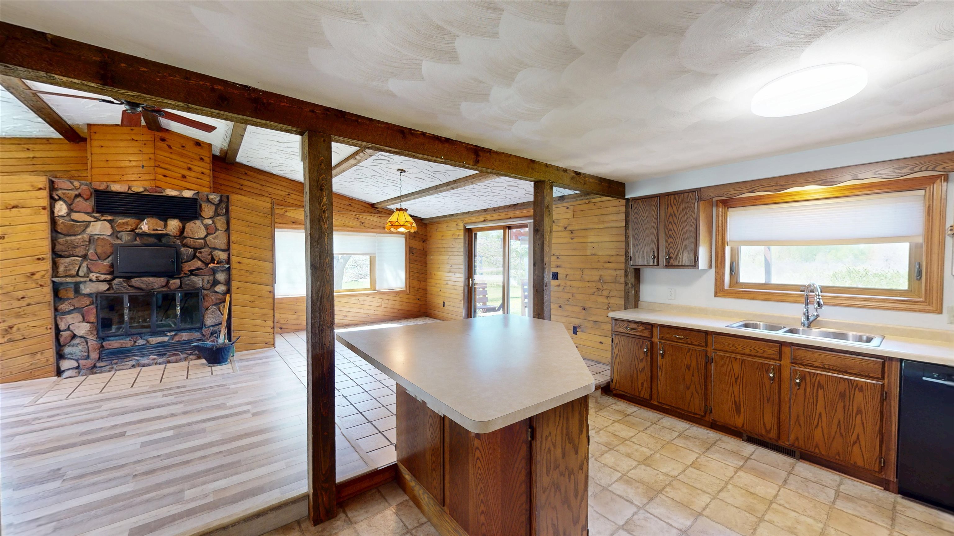 11867 LINCOLN AVENUE, Marshfield, Wisconsin 54449, 3 Bedrooms Bedrooms, ,3 BathroomsBathrooms,Residential,For Sale,11867 LINCOLN AVENUE,22501922