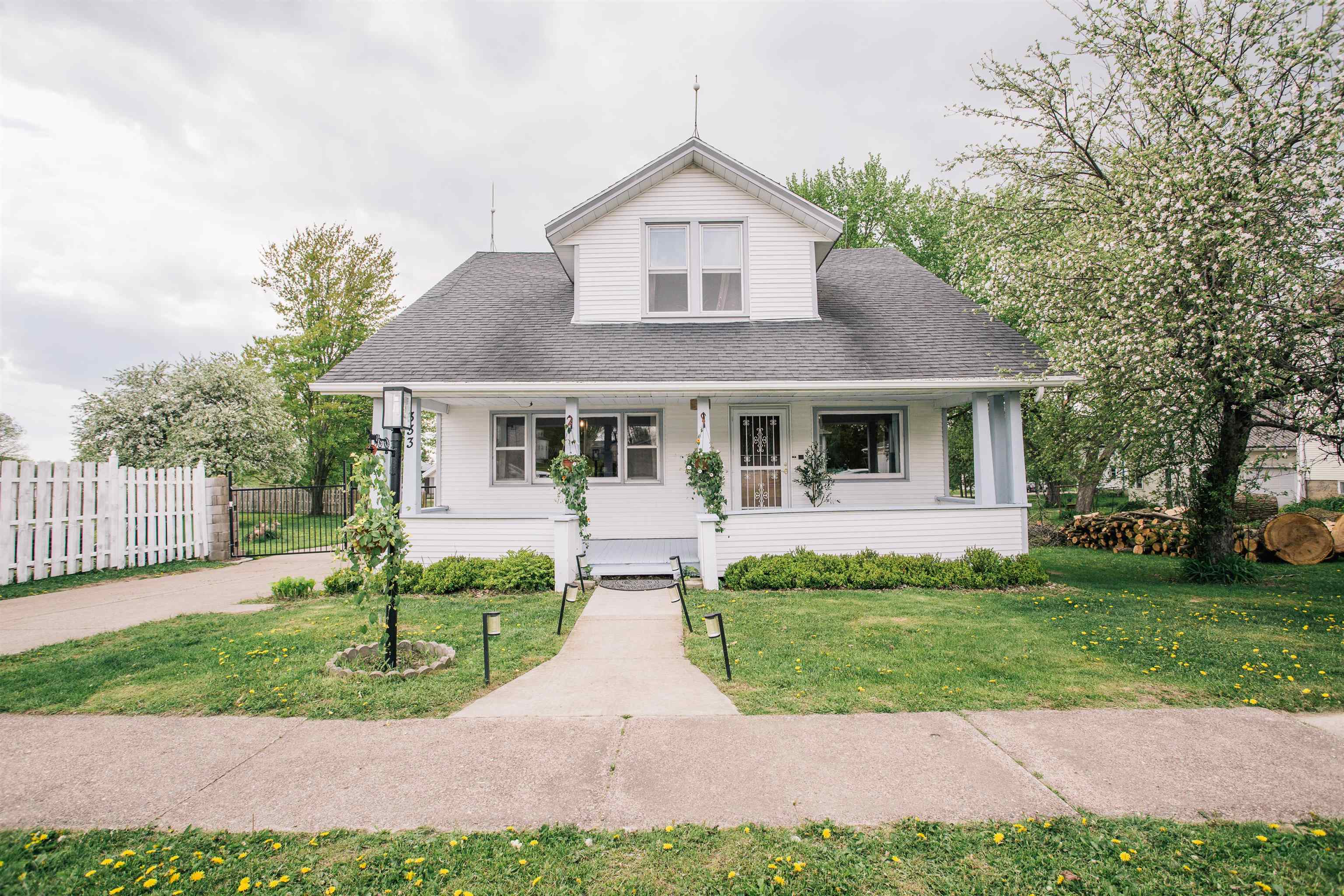 333 MAPLE STREET, Granton, Wisconsin 54436, 4 Bedrooms Bedrooms, ,1 BathroomBathrooms,Residential,For Sale,333 MAPLE STREET,22501944