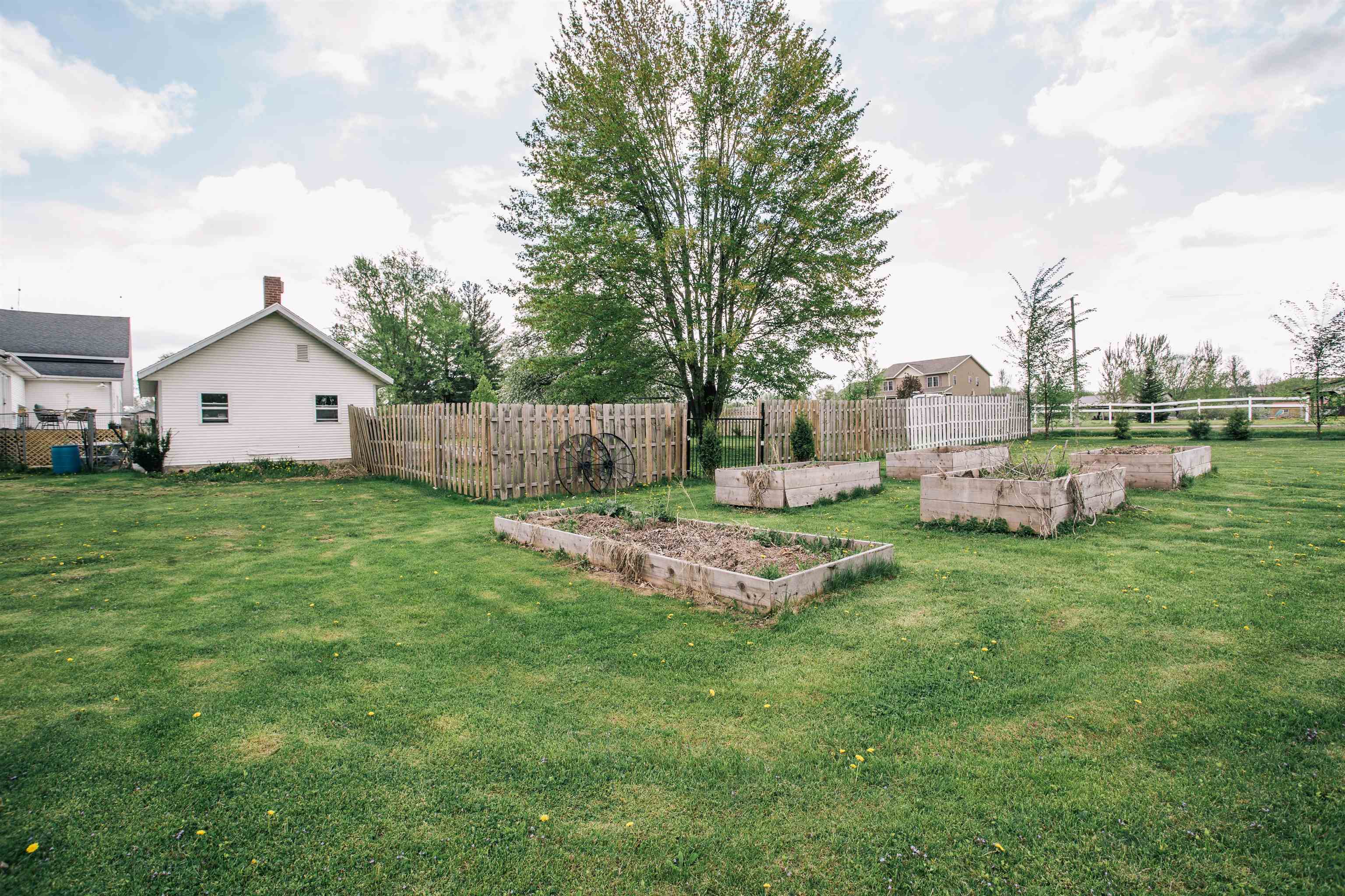 333 MAPLE STREET, Granton, Wisconsin 54436, 4 Bedrooms Bedrooms, ,1 BathroomBathrooms,Residential,For Sale,333 MAPLE STREET,22501944