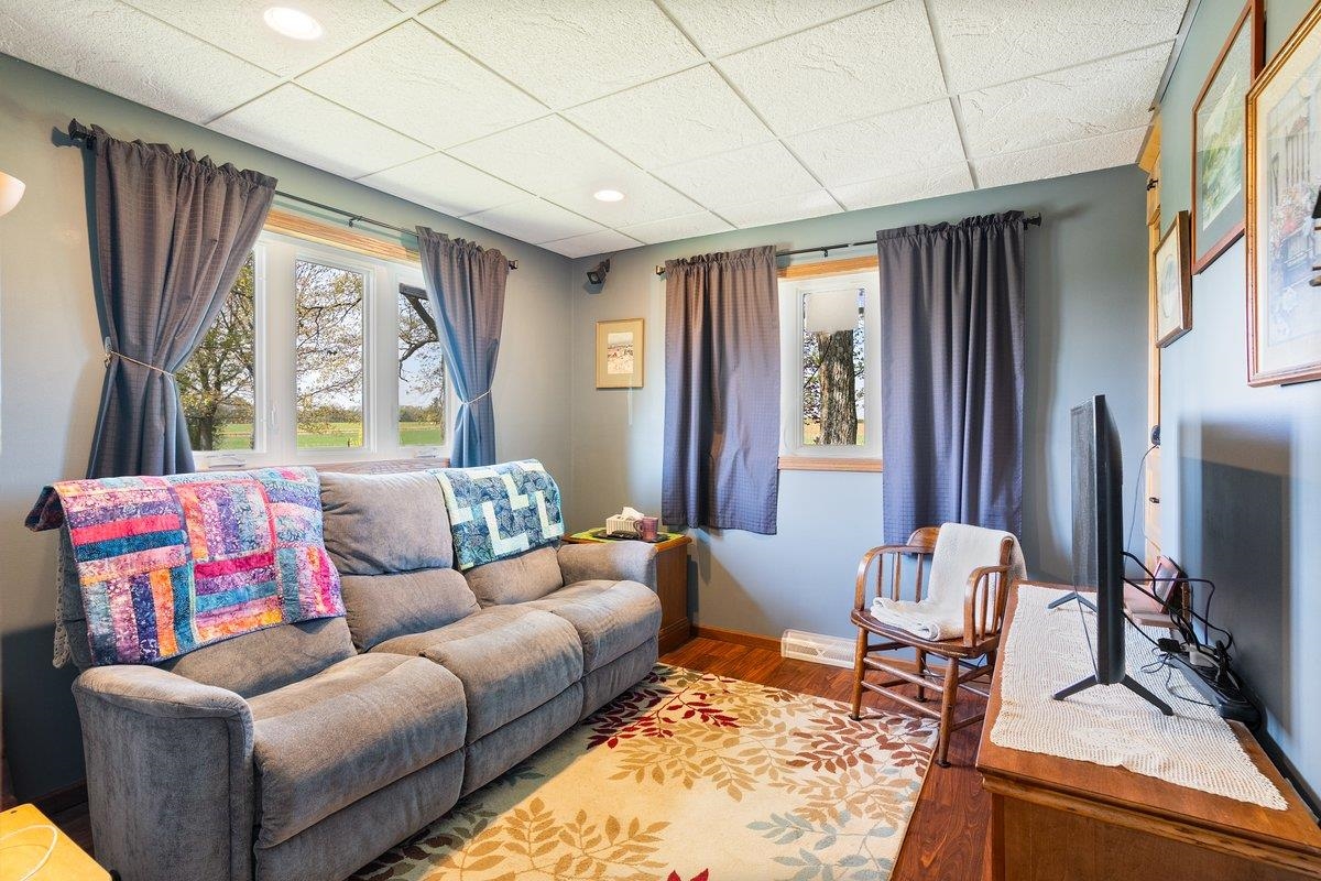 211515 DRAKE AVENUE, Stratford, Wisconsin 54484, 3 Bedrooms Bedrooms, ,2 BathroomsBathrooms,Residential,For Sale,211515 DRAKE AVENUE,22501950