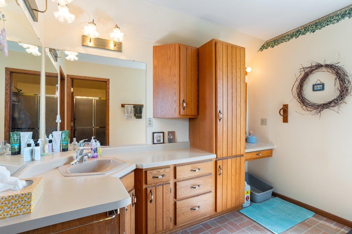 211515 DRAKE AVENUE, Stratford, Wisconsin 54484, 3 Bedrooms Bedrooms, ,2 BathroomsBathrooms,Residential,For Sale,211515 DRAKE AVENUE,22501950