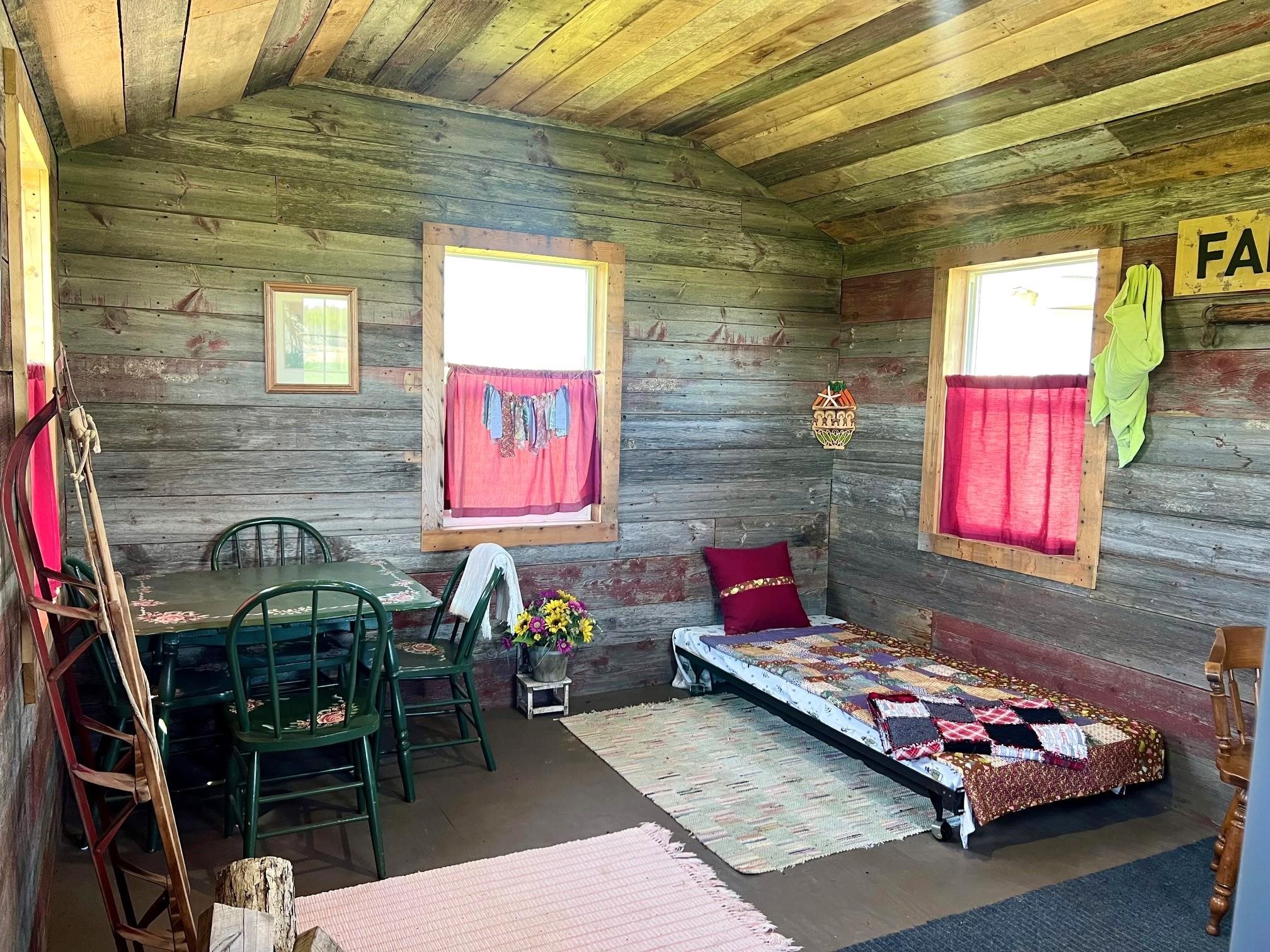 211515 DRAKE AVENUE, Stratford, Wisconsin 54484, 3 Bedrooms Bedrooms, ,2 BathroomsBathrooms,Residential,For Sale,211515 DRAKE AVENUE,22501950