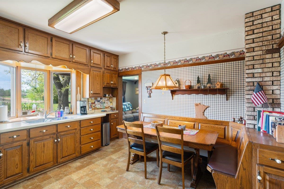 211515 DRAKE AVENUE, Stratford, Wisconsin 54484, 3 Bedrooms Bedrooms, ,2 BathroomsBathrooms,Residential,For Sale,211515 DRAKE AVENUE,22501950