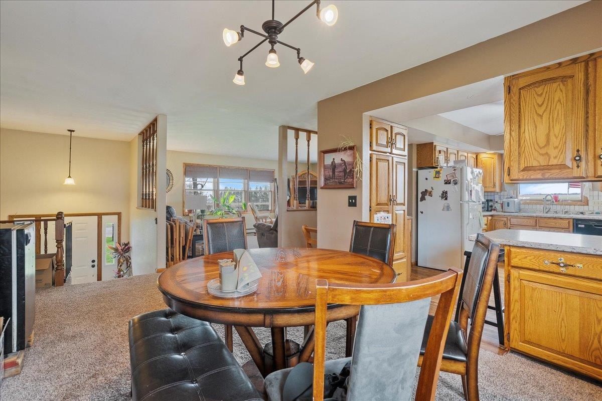 912 S 3RD AVENUE, Edgar, Wisconsin 54426, 4 Bedrooms Bedrooms, ,3 BathroomsBathrooms,Residential,For Sale,912 S 3RD AVENUE,22501967