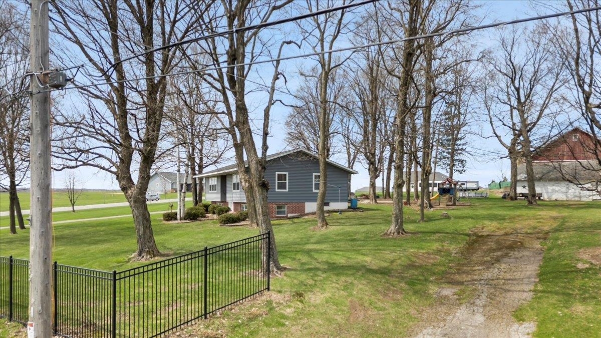 912 S 3RD AVENUE, Edgar, Wisconsin 54426, 4 Bedrooms Bedrooms, ,3 BathroomsBathrooms,Residential,For Sale,912 S 3RD AVENUE,22501967