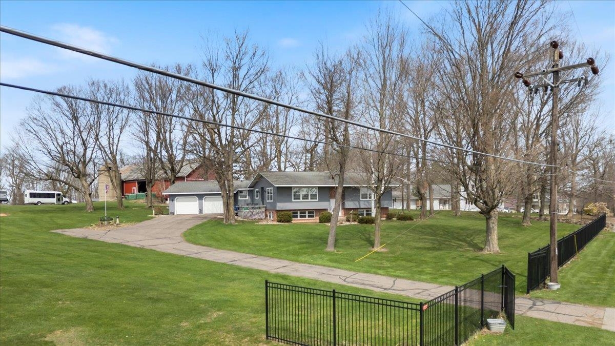 912 S 3RD AVENUE, Edgar, Wisconsin 54426, 4 Bedrooms Bedrooms, ,3 BathroomsBathrooms,Residential,For Sale,912 S 3RD AVENUE,22501967