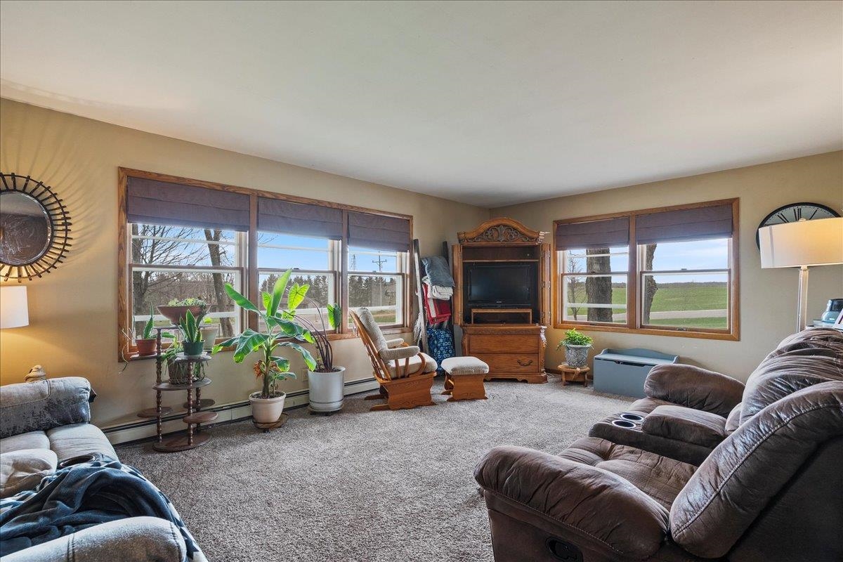 912 S 3RD AVENUE, Edgar, Wisconsin 54426, 4 Bedrooms Bedrooms, ,3 BathroomsBathrooms,Residential,For Sale,912 S 3RD AVENUE,22501967