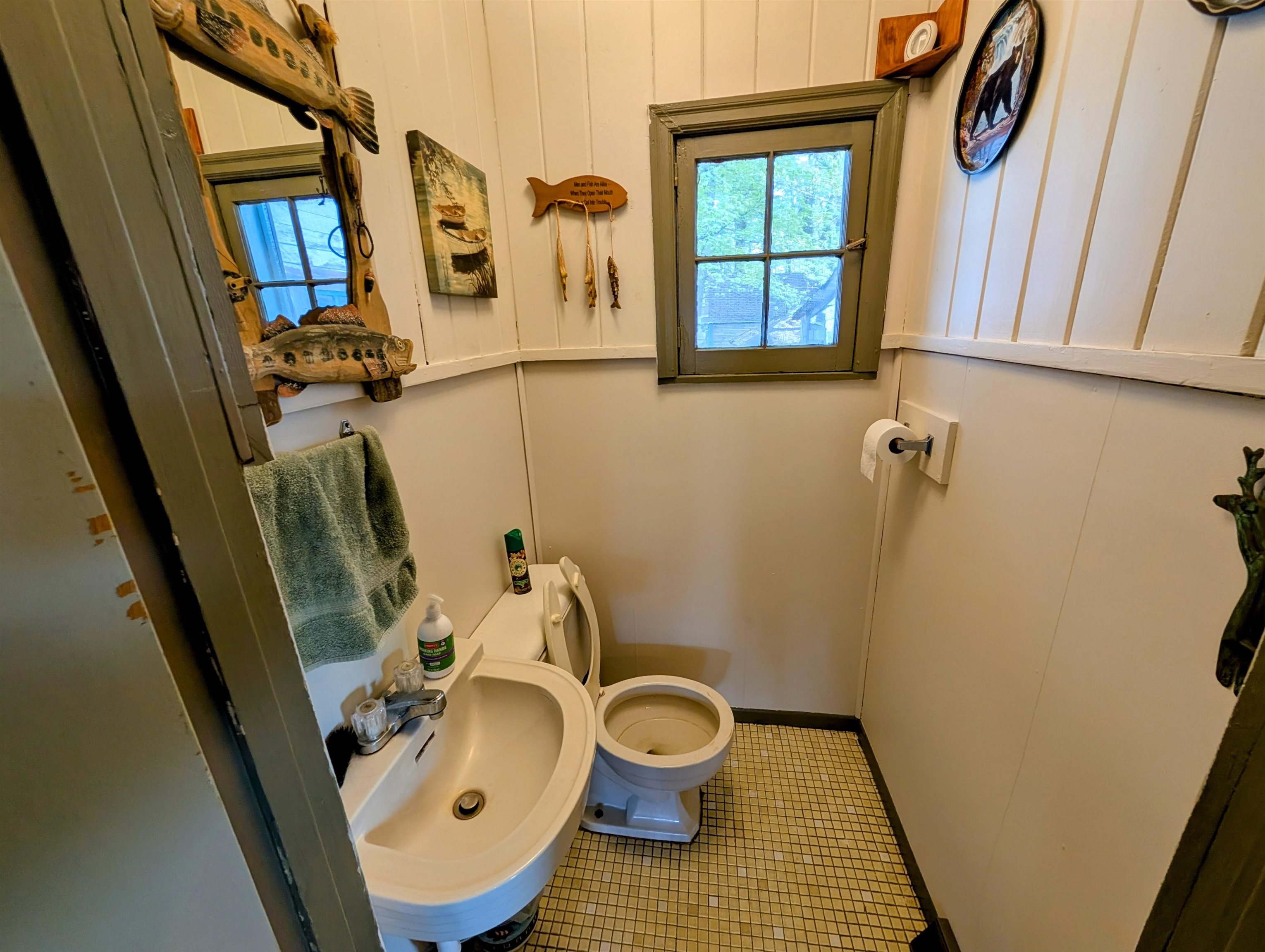 23674 HIGHWAY 13, Glidden, Wisconsin 54527, 2 Bedrooms Bedrooms, ,1 BathroomBathrooms,Residential,For Sale,23674 HIGHWAY 13,22501982