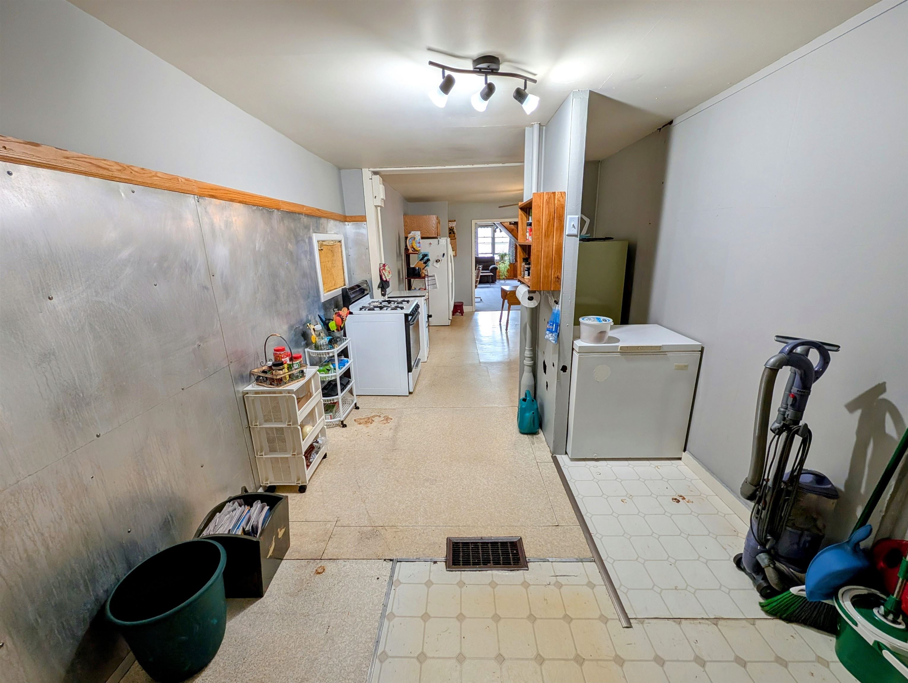 23674 HIGHWAY 13, Glidden, Wisconsin 54527, 2 Bedrooms Bedrooms, ,1 BathroomBathrooms,Residential,For Sale,23674 HIGHWAY 13,22501982