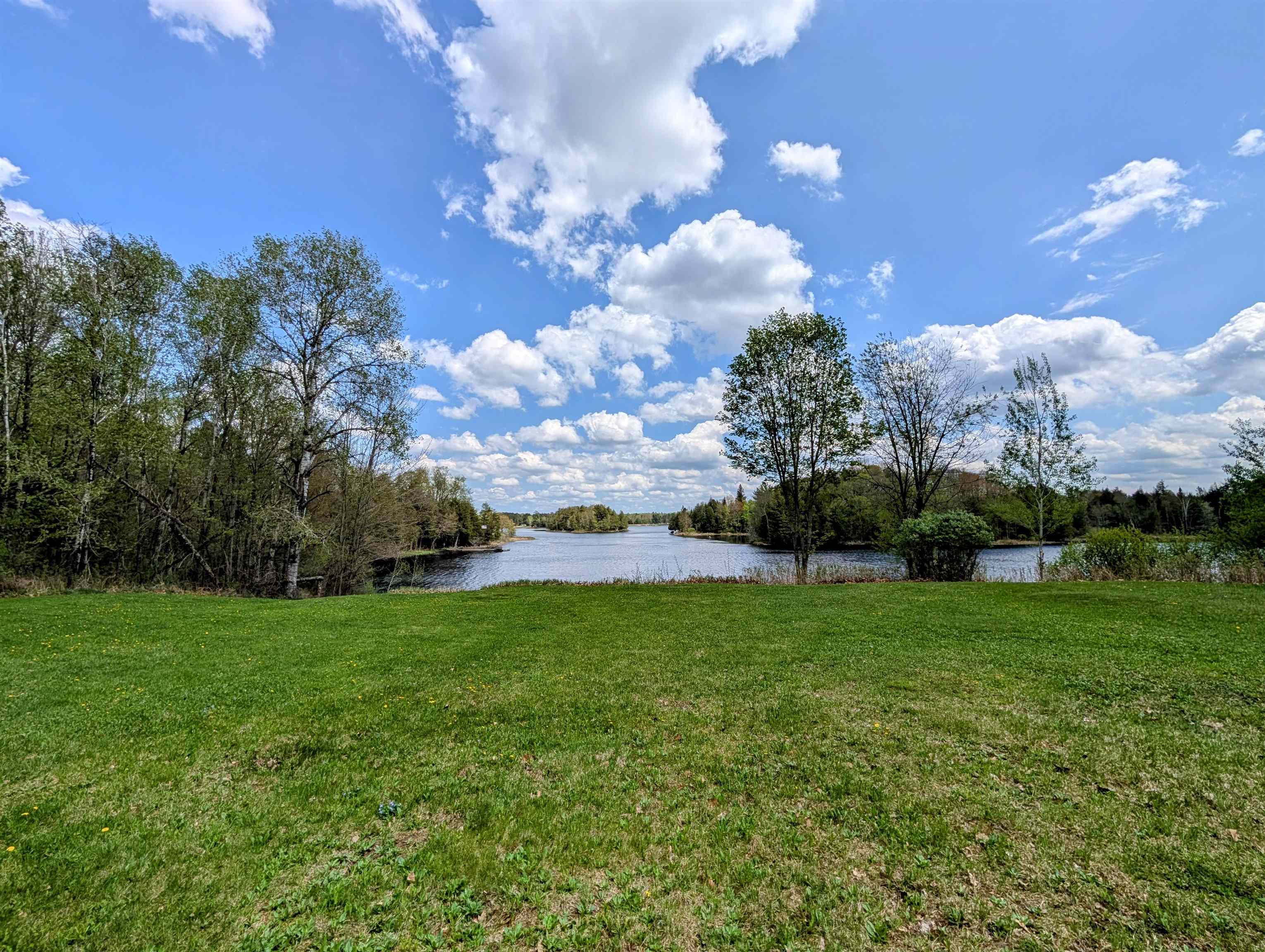 23674 HIGHWAY 13, Glidden, Wisconsin 54527, 2 Bedrooms Bedrooms, ,1 BathroomBathrooms,Residential,For Sale,23674 HIGHWAY 13,22501982