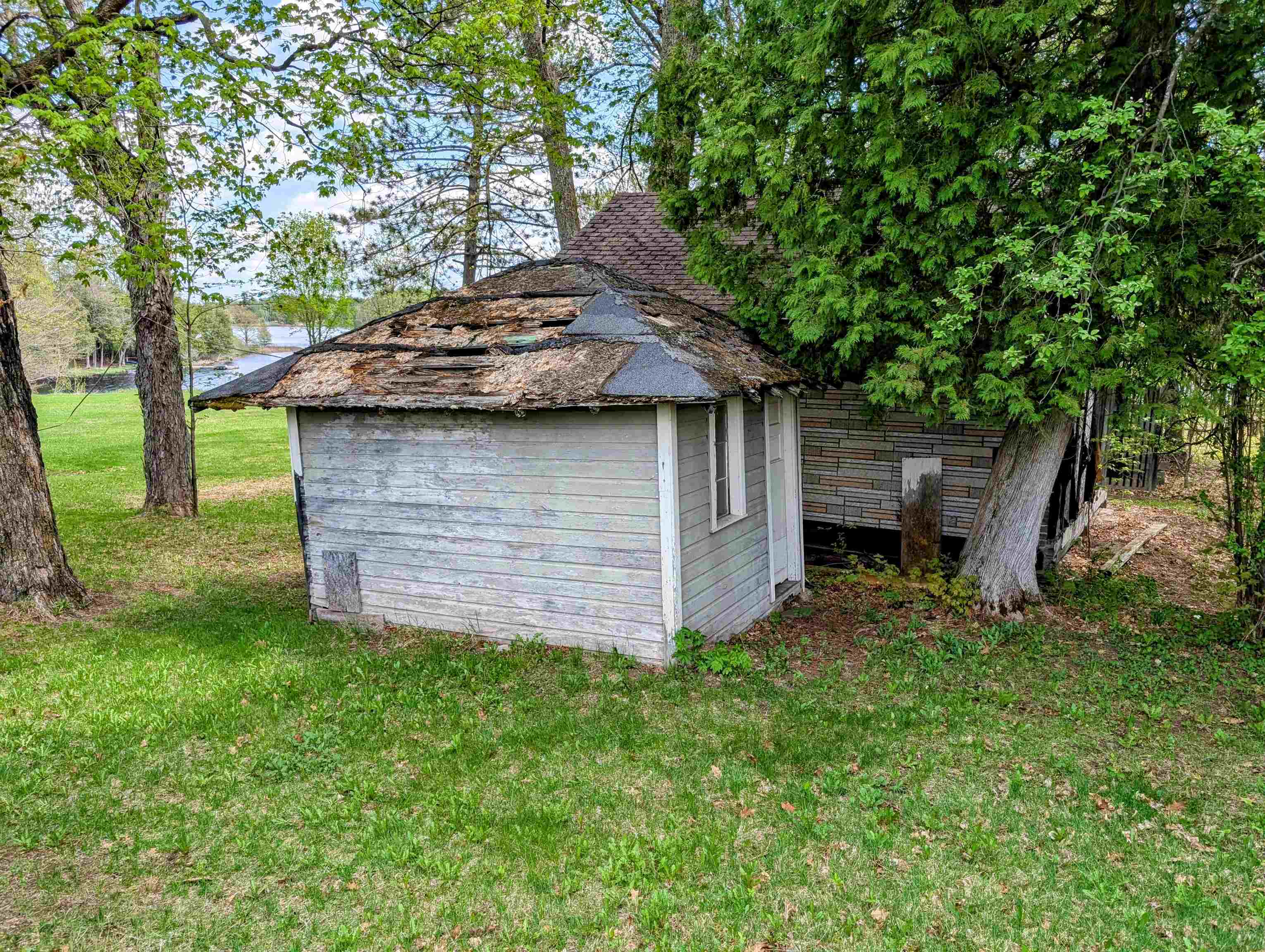 23674 HIGHWAY 13, Glidden, Wisconsin 54527, 2 Bedrooms Bedrooms, ,1 BathroomBathrooms,Residential,For Sale,23674 HIGHWAY 13,22501982