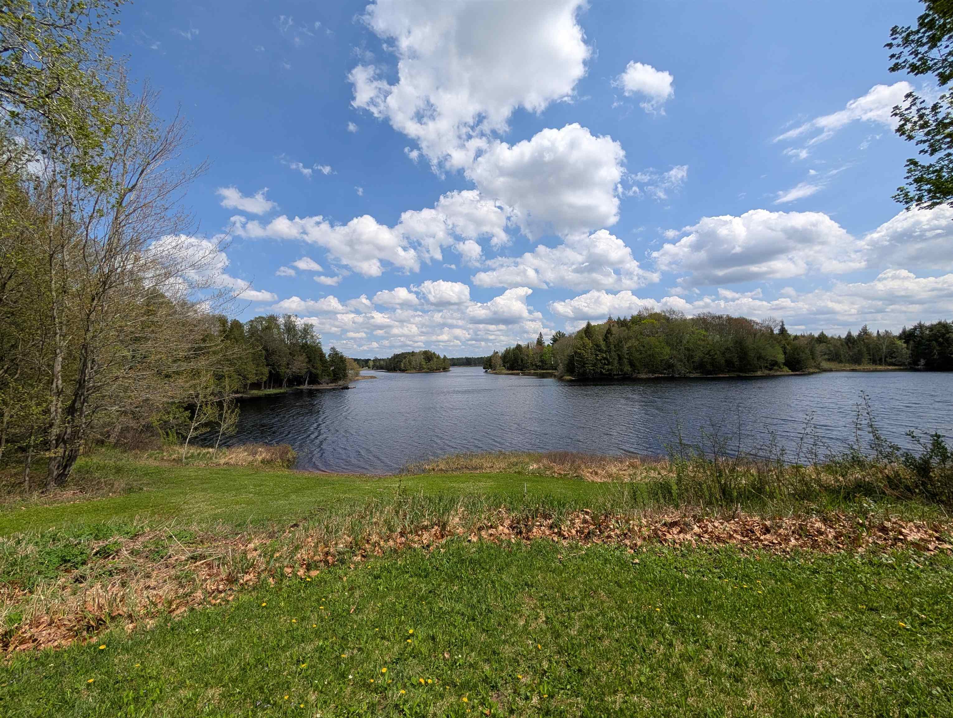 23674 HIGHWAY 13, Glidden, Wisconsin 54527, 2 Bedrooms Bedrooms, ,1 BathroomBathrooms,Residential,For Sale,23674 HIGHWAY 13,22501982