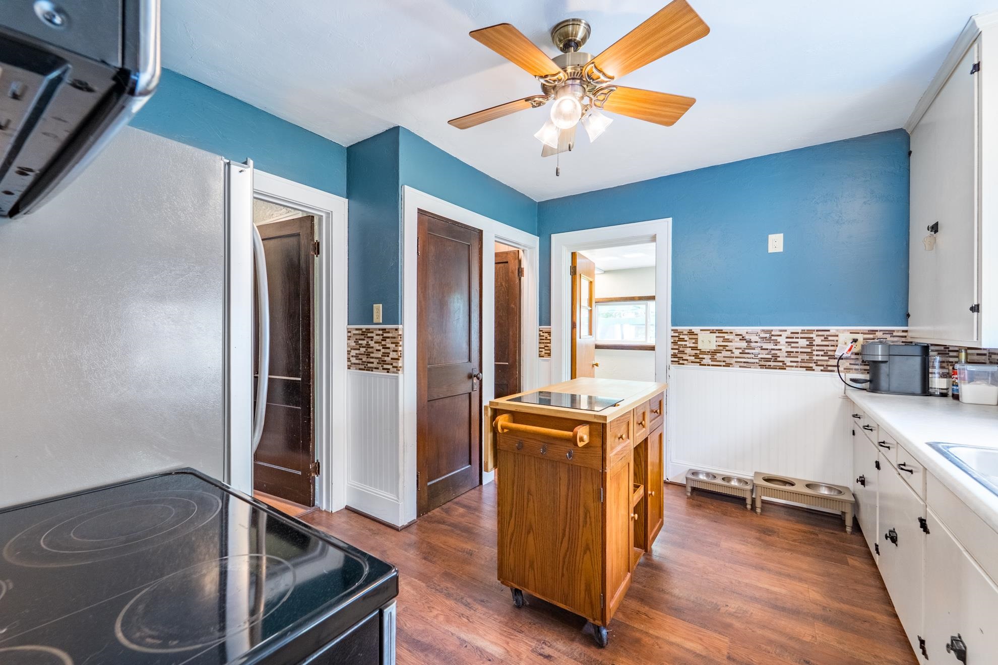 1237 S 6TH AVENUE, Wausau, Wisconsin 54401, 2 Bedrooms Bedrooms, ,2 BathroomsBathrooms,Residential,For Sale,1237 S 6TH AVENUE,22501984
