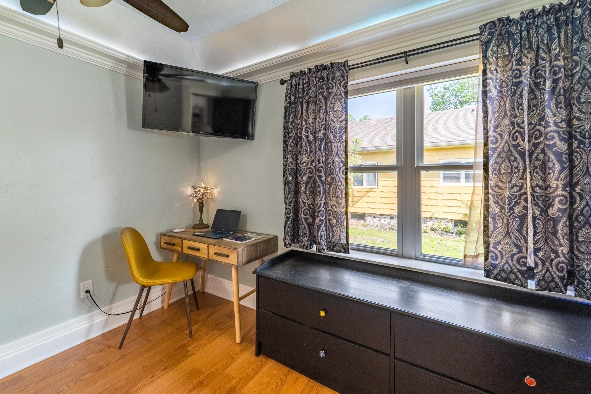 1237 S 6TH AVENUE, Wausau, Wisconsin 54401, 2 Bedrooms Bedrooms, ,2 BathroomsBathrooms,Residential,For Sale,1237 S 6TH AVENUE,22501984