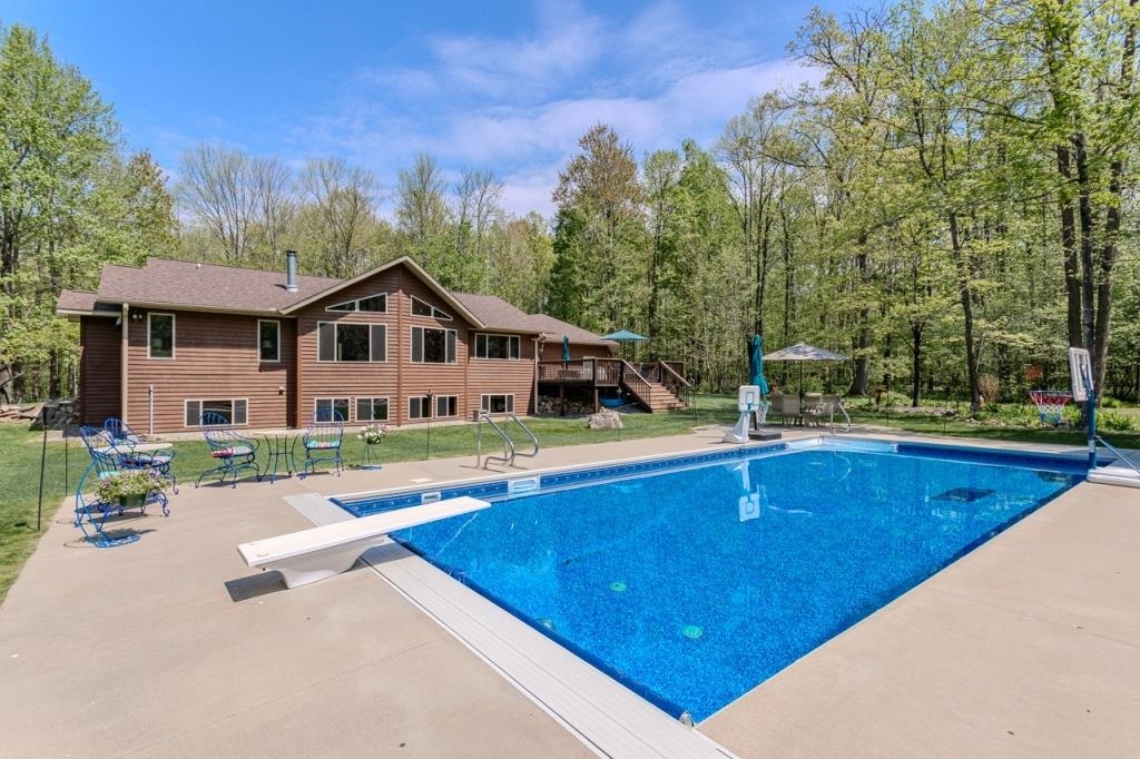 165657 WESTON AVENUE, Ringle, Wisconsin 54471, 3 Bedrooms Bedrooms, ,3 BathroomsBathrooms,Residential,For Sale,165657 WESTON AVENUE,22501991