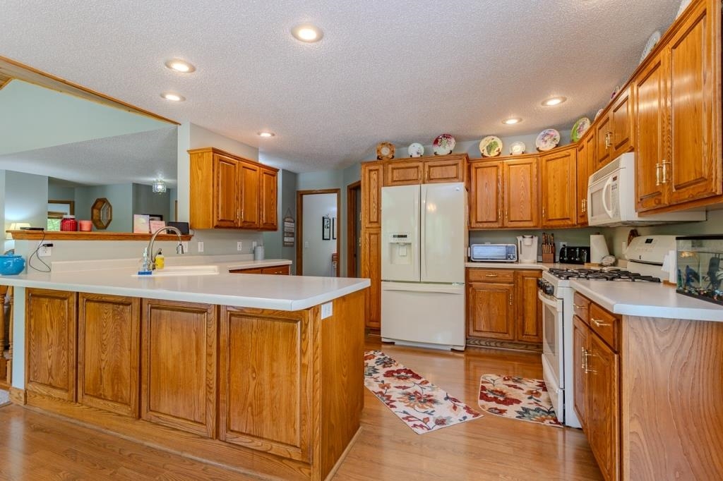 165657 WESTON AVENUE, Ringle, Wisconsin 54471, 3 Bedrooms Bedrooms, ,3 BathroomsBathrooms,Residential,For Sale,165657 WESTON AVENUE,22501991