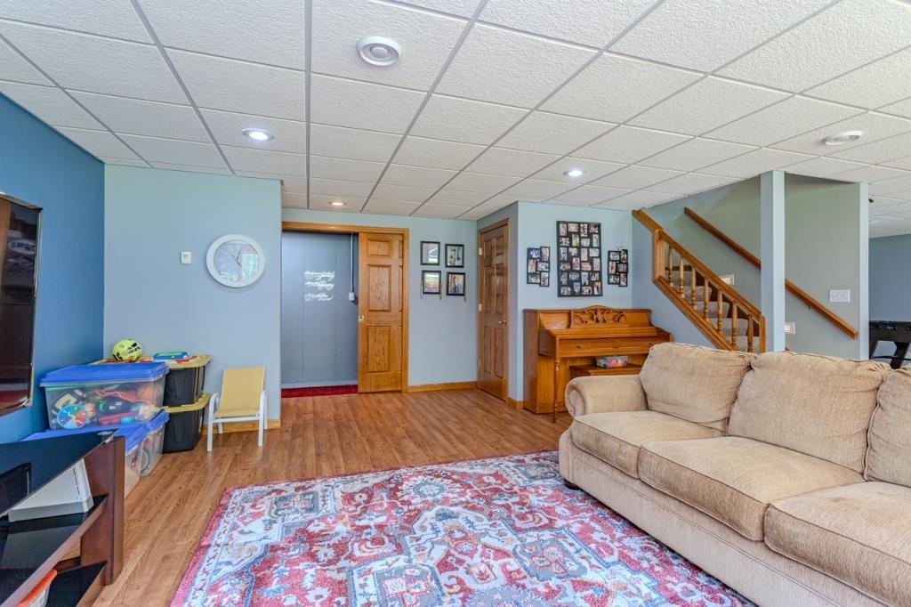 165657 WESTON AVENUE, Ringle, Wisconsin 54471, 3 Bedrooms Bedrooms, ,3 BathroomsBathrooms,Residential,For Sale,165657 WESTON AVENUE,22501991