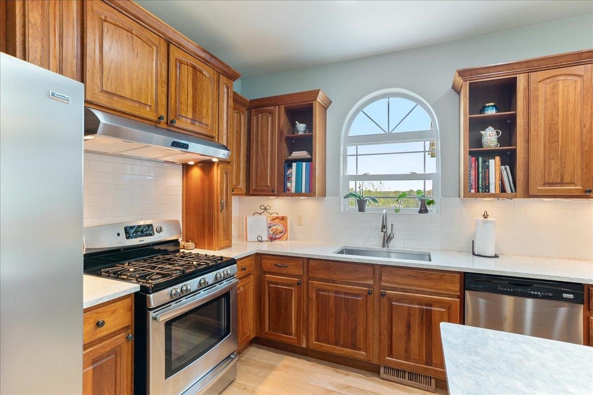 200577 PLEASANT ROAD, Marshfield, Wisconsin 54449, 4 Bedrooms Bedrooms, ,4 BathroomsBathrooms,Residential,For Sale,200577 PLEASANT ROAD,22501993