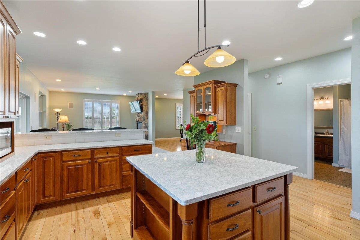 200577 PLEASANT ROAD, Marshfield, Wisconsin 54449, 4 Bedrooms Bedrooms, ,4 BathroomsBathrooms,Residential,For Sale,200577 PLEASANT ROAD,22501993